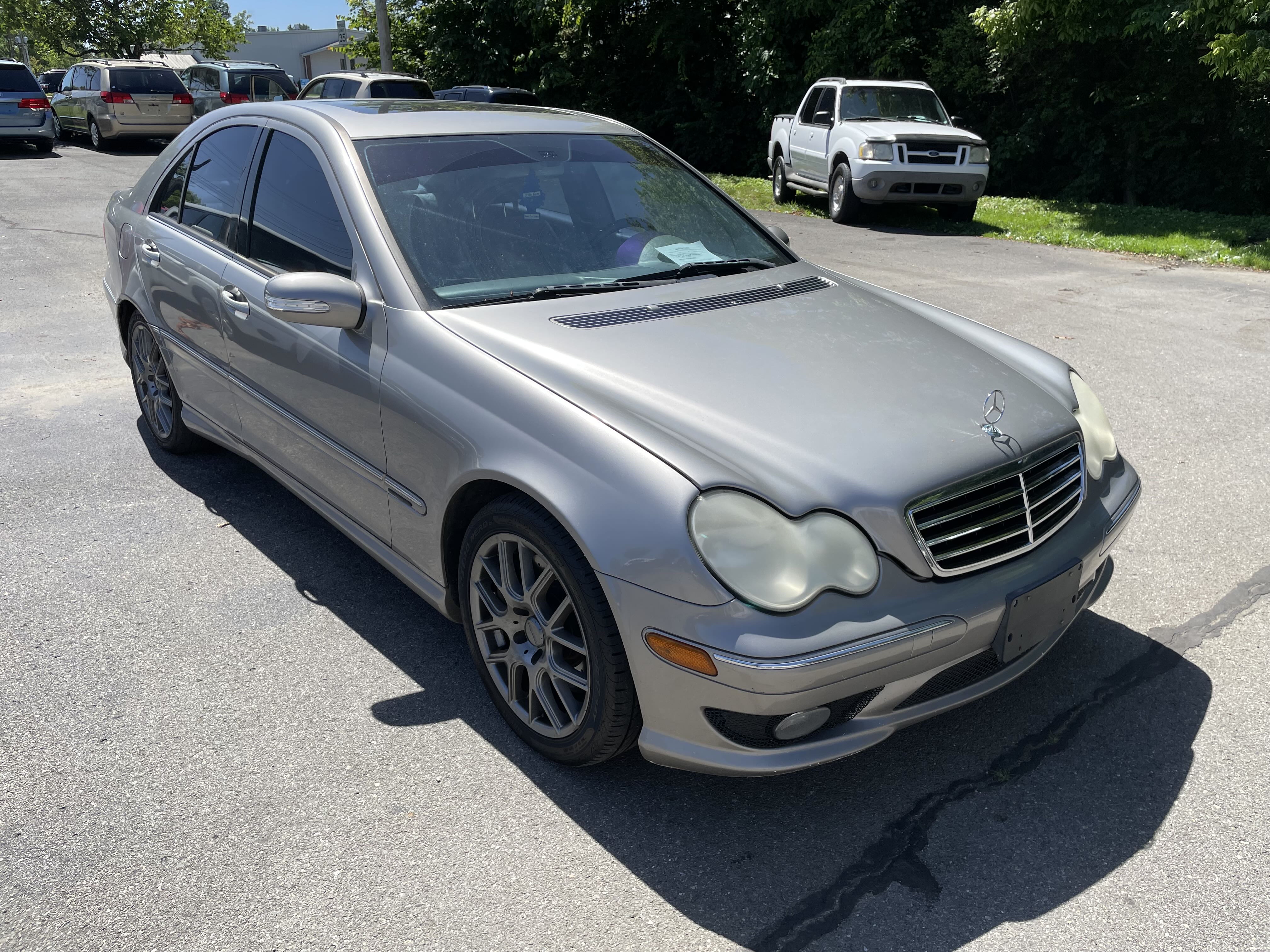 WDBRF40J35F726010 2005 Mercedes-Benz C 230K Sport Sedan