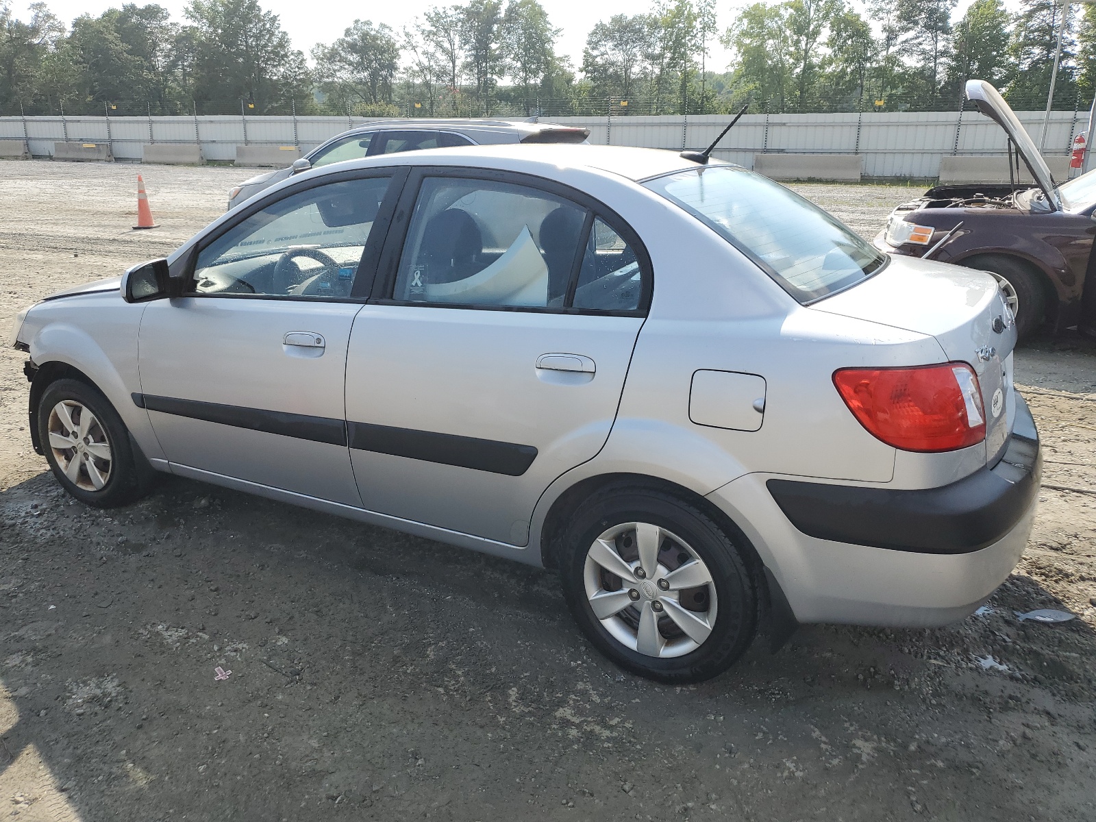 KNADE223096573574 2009 Kia Rio Base