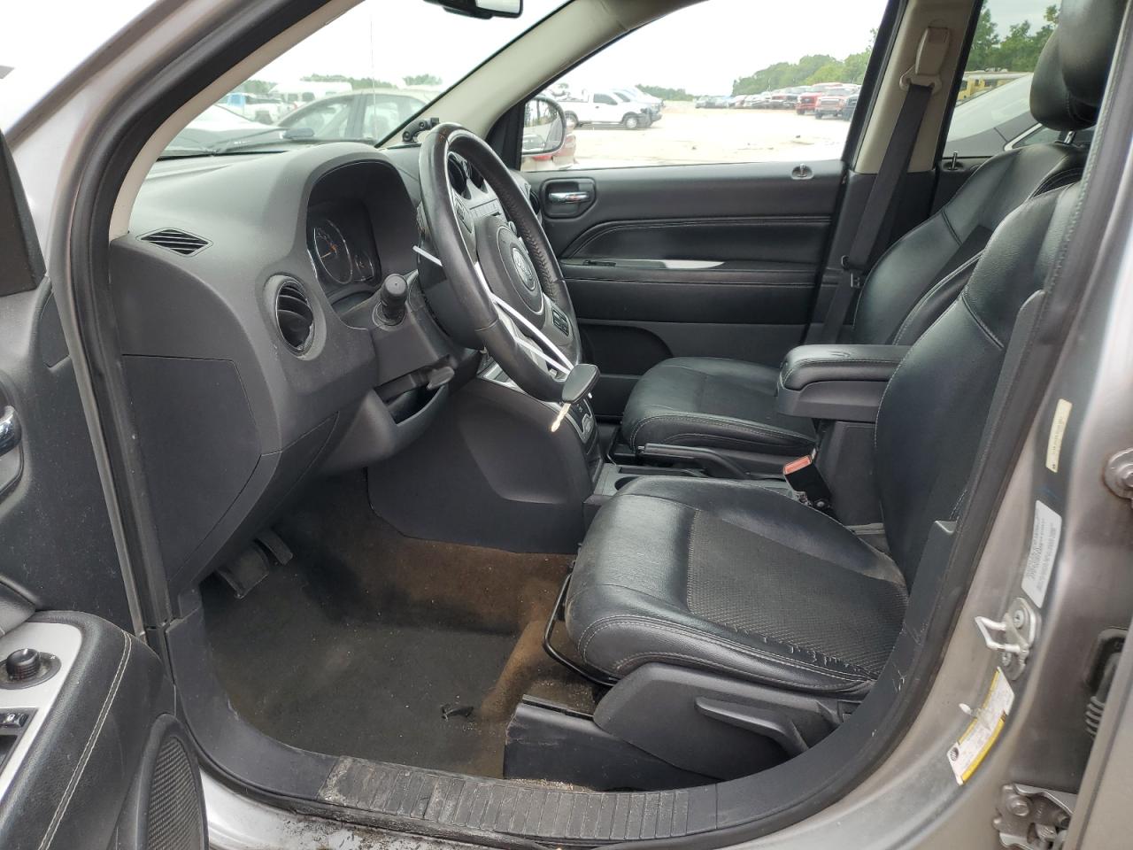 2016 Jeep Compass Latitude VIN: 1C4NJDEBXGD661607 Lot: 61423424