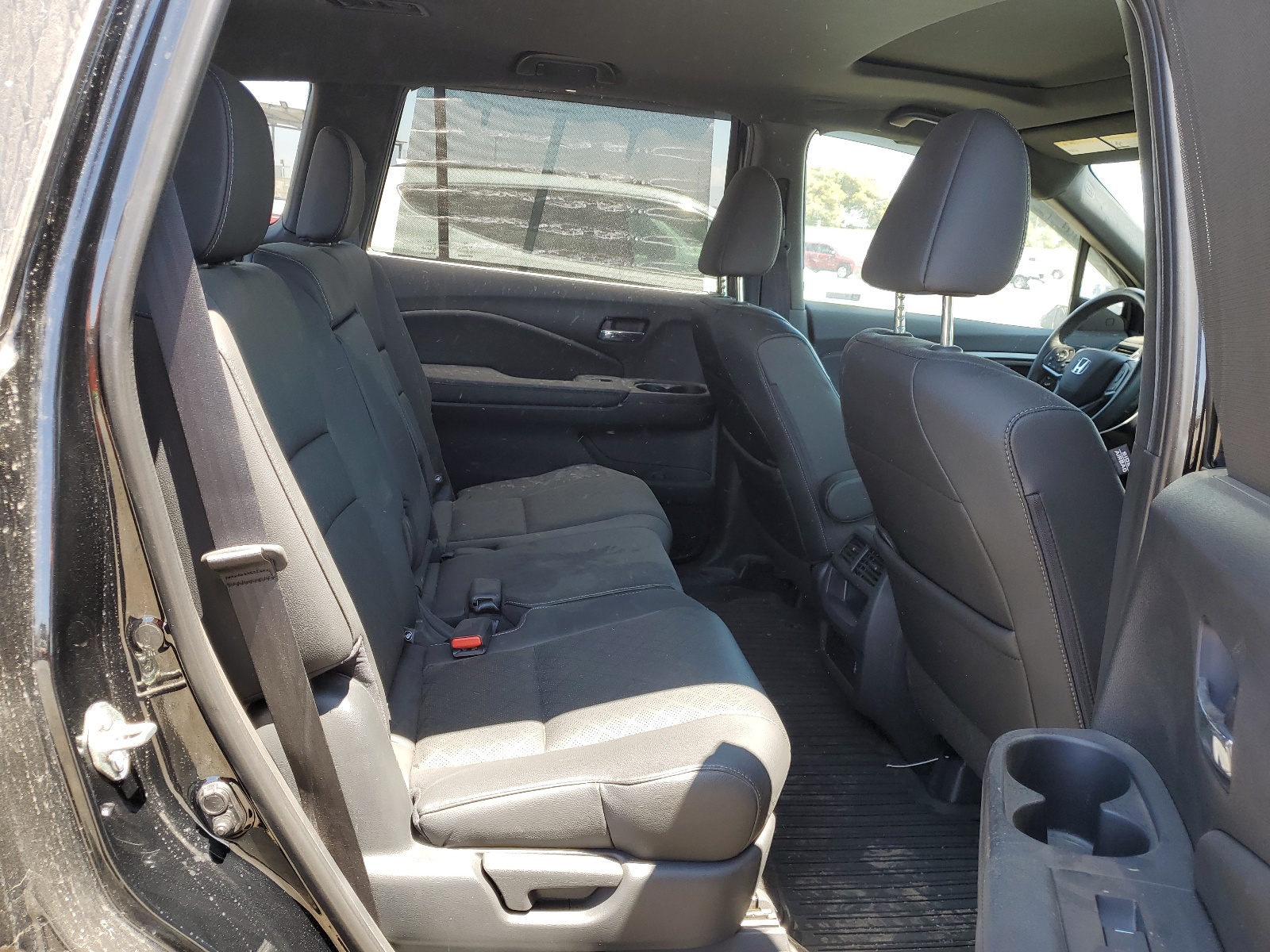 2019 Honda Passport Exl vin: 5FNYF8H54KB024175