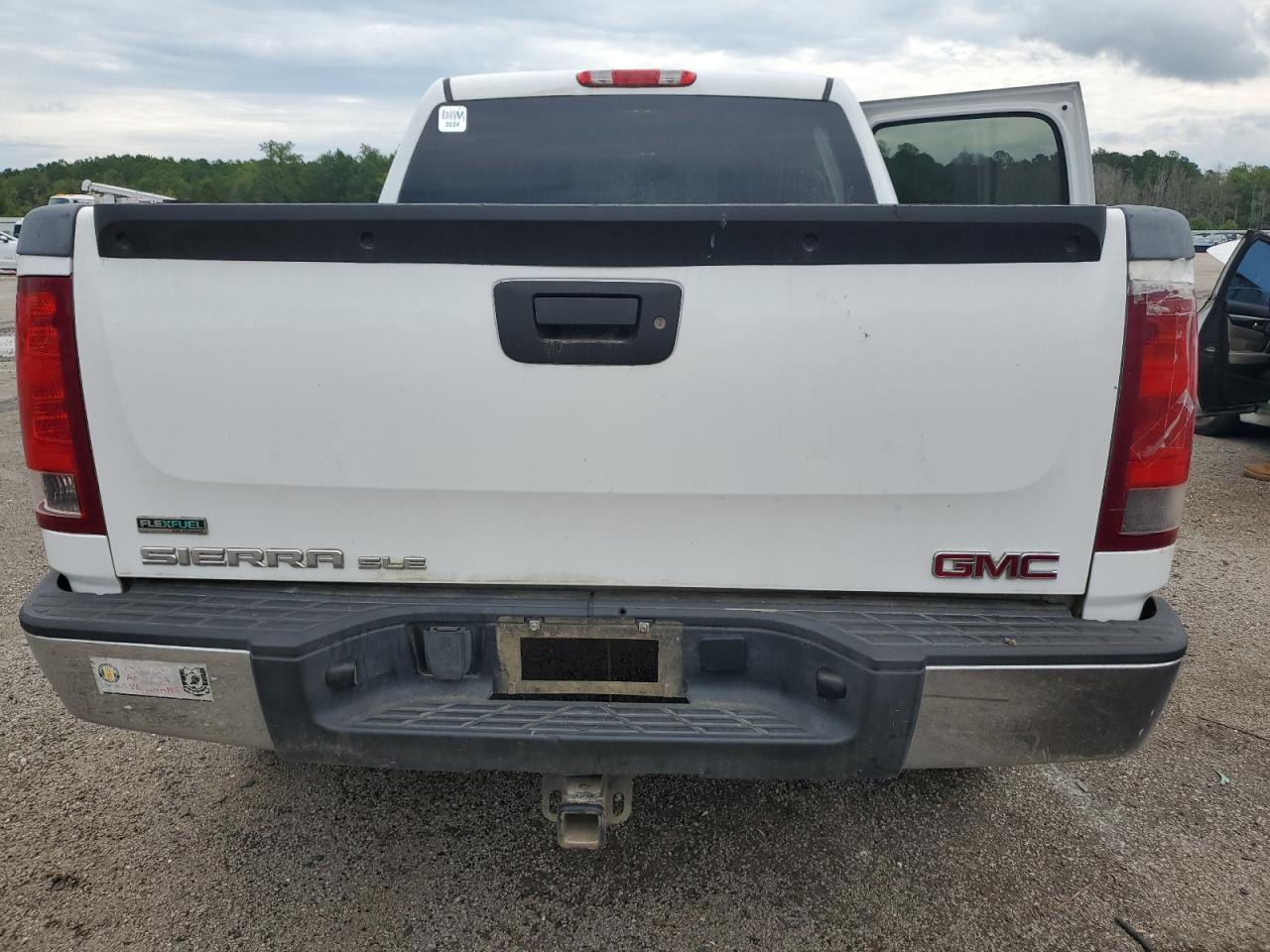 3GTP1VE07BG197586 2011 GMC Sierra C1500 Sle