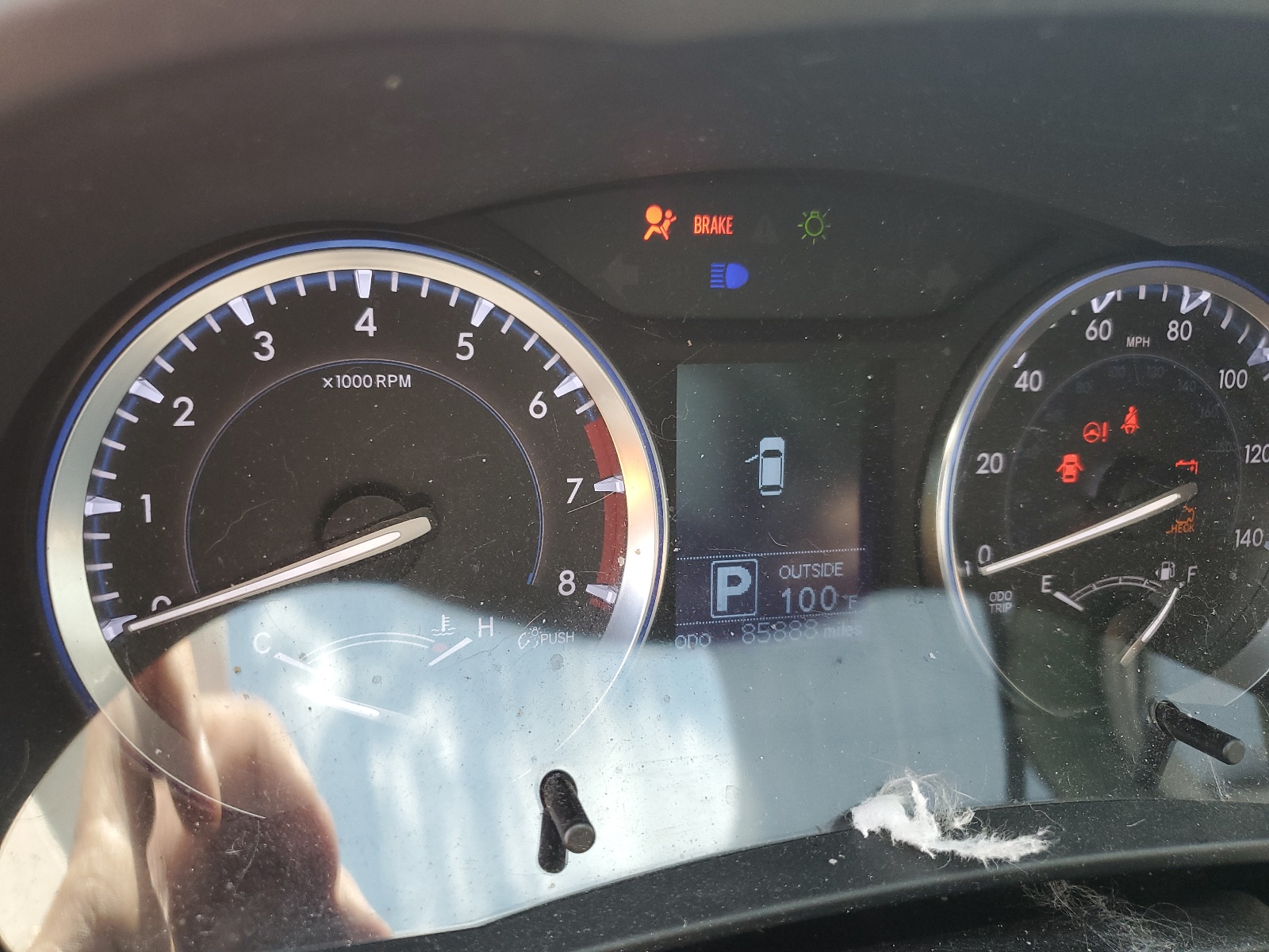 5TDZKRFH6GS134196 2016 Toyota Highlander Le