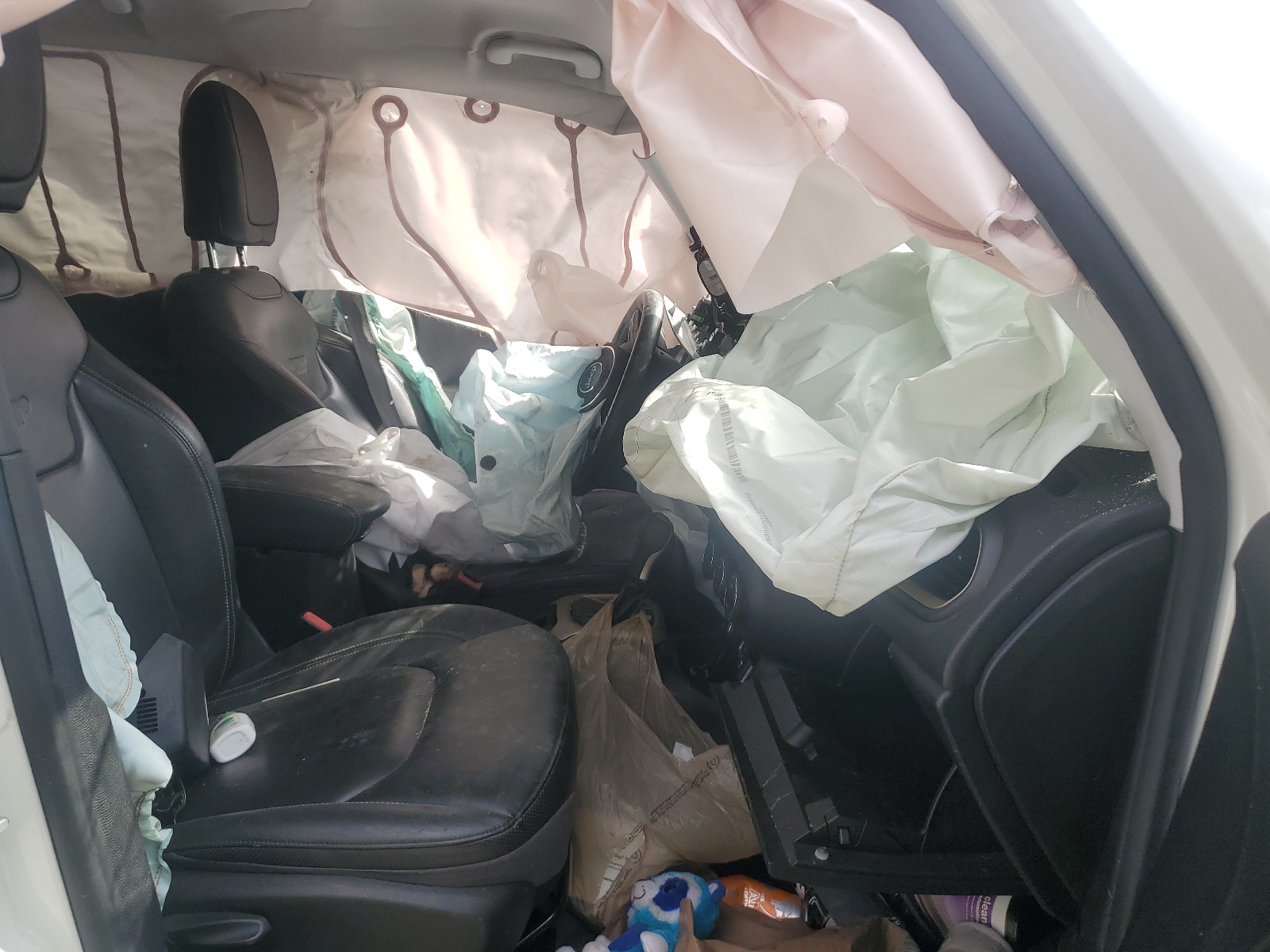 ZACCJBDT6FPB38106 2015 Jeep Renegade Limited