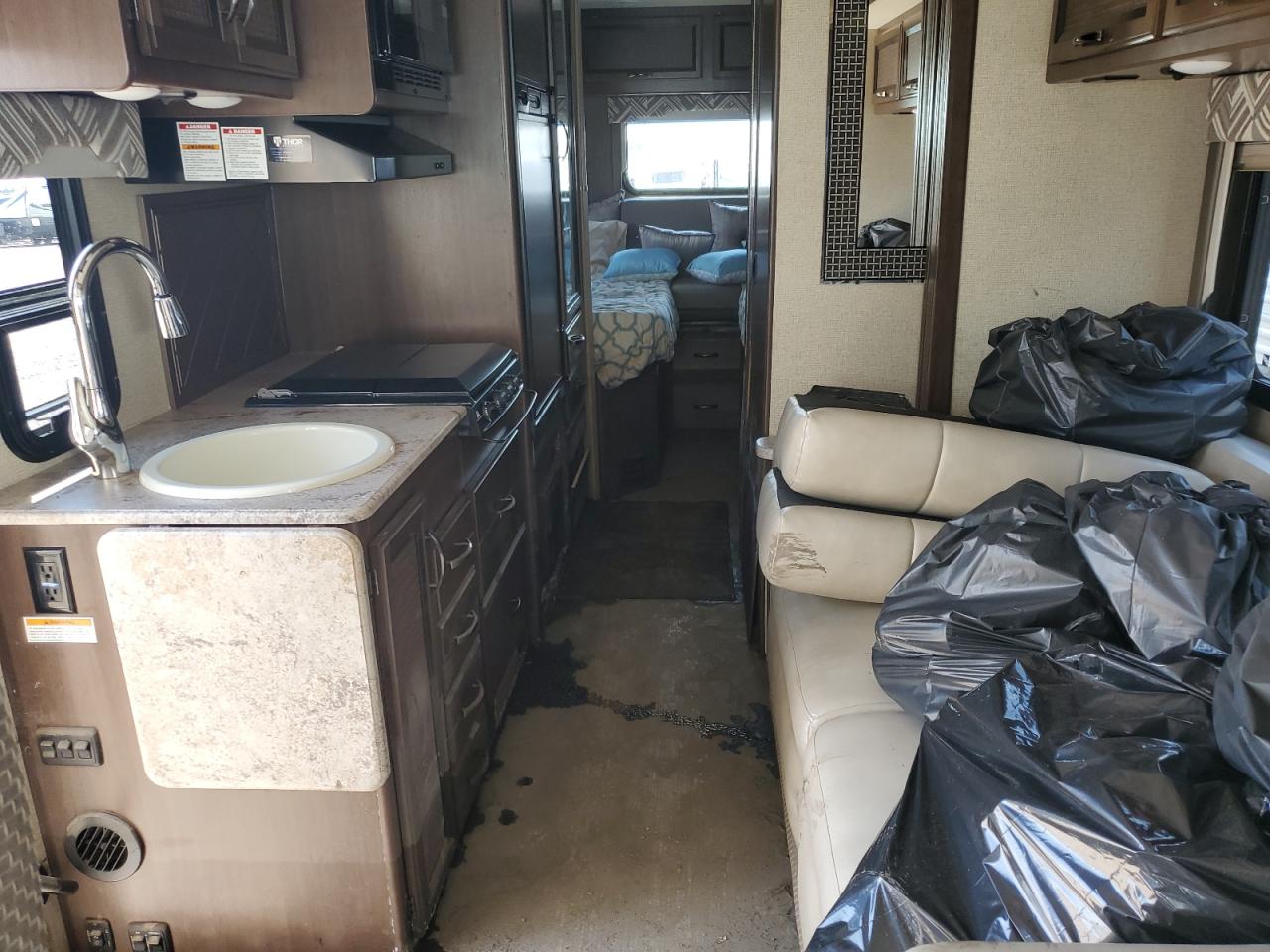 2016 Ford Econoline E450 Super Duty Commercial Stripped Chassis VIN: 1FC4E4KS0GDC38216 Lot: 61496184