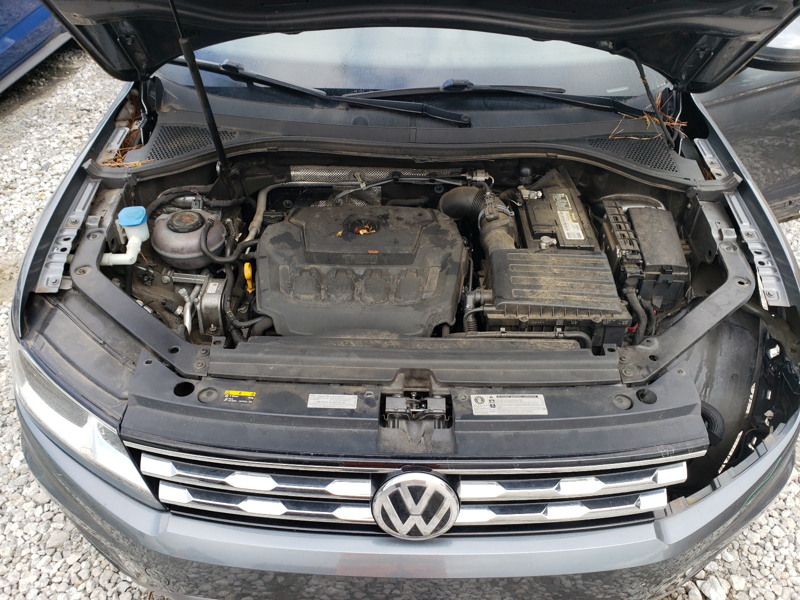 3VV3B7AX2JM033352 2018 Volkswagen Tiguan Se