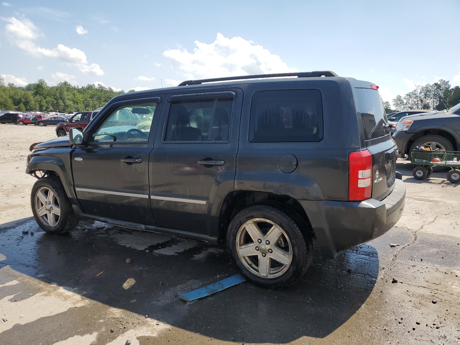 1J4NF1GB9AD675383 2010 Jeep Patriot Sport 1J4NF1GB9AD675383 2010 Jeep Patriot Sport