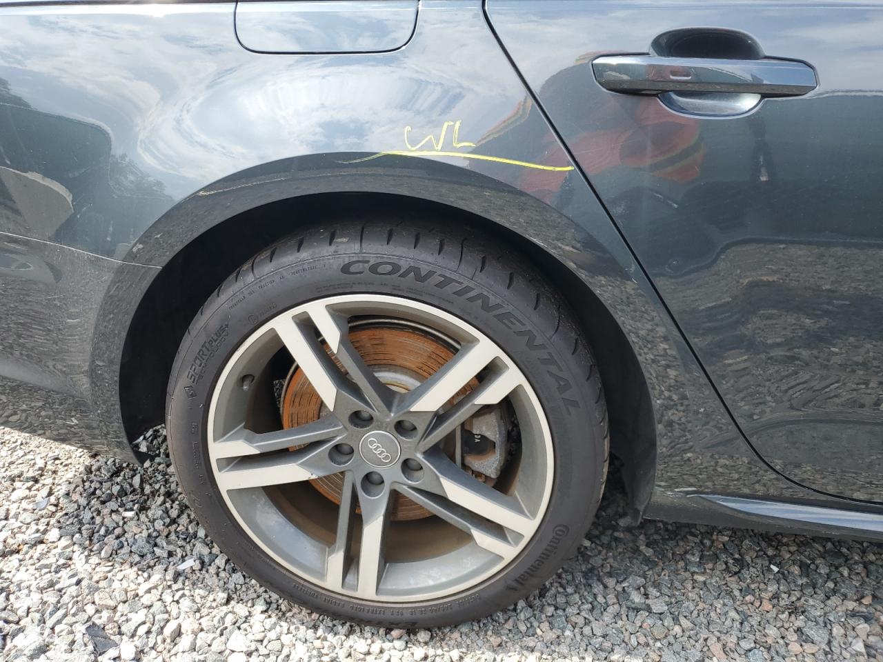 2017 Audi A4 Premium Plus VIN: WAUENAF45HN029285 Lot: 62946464