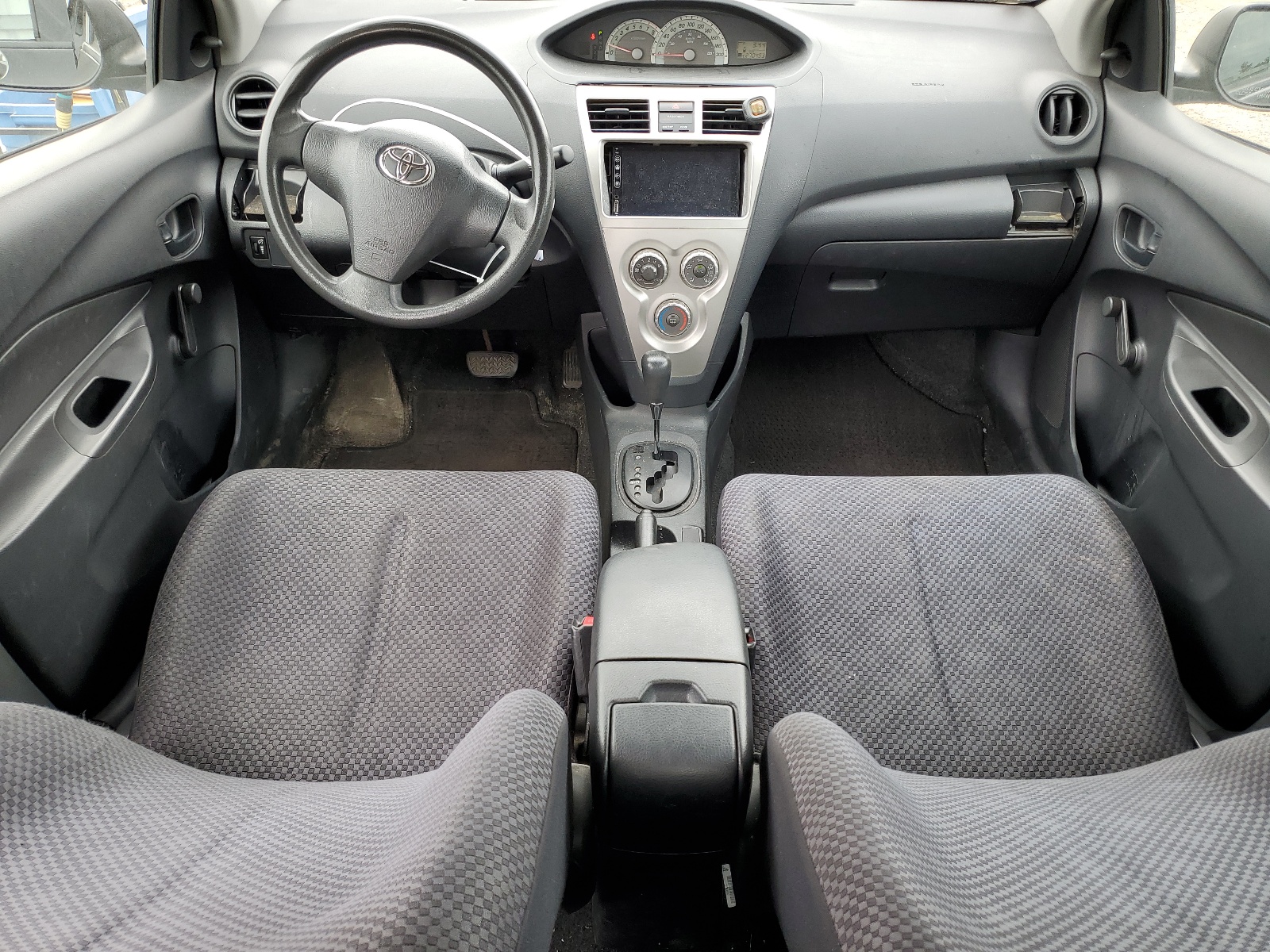 JTDBT923381188742 2008 Toyota Yaris