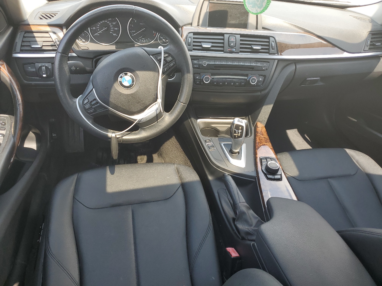 2014 BMW 328 Xi vin: WBA3B3C55EJ978461