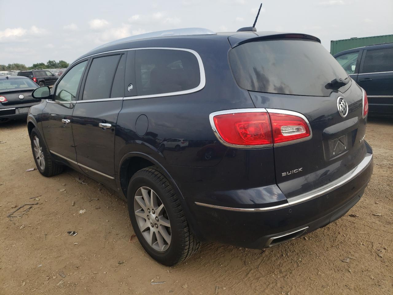 5GAKRAKD1HJ238502 2017 BUICK ENCLAVE - Image 2