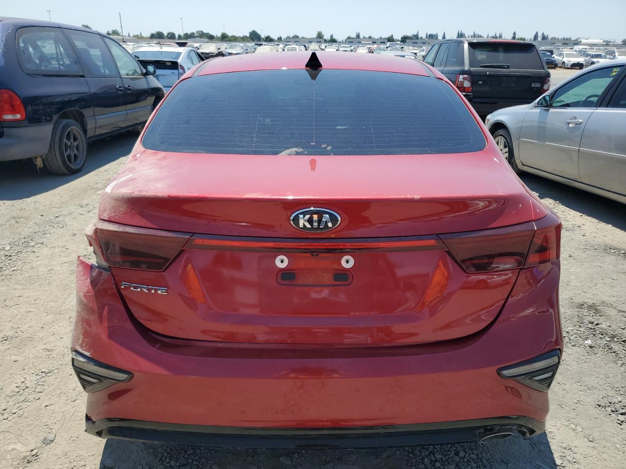 3KPF24AD4KE116275 2019 Kia Forte Fe