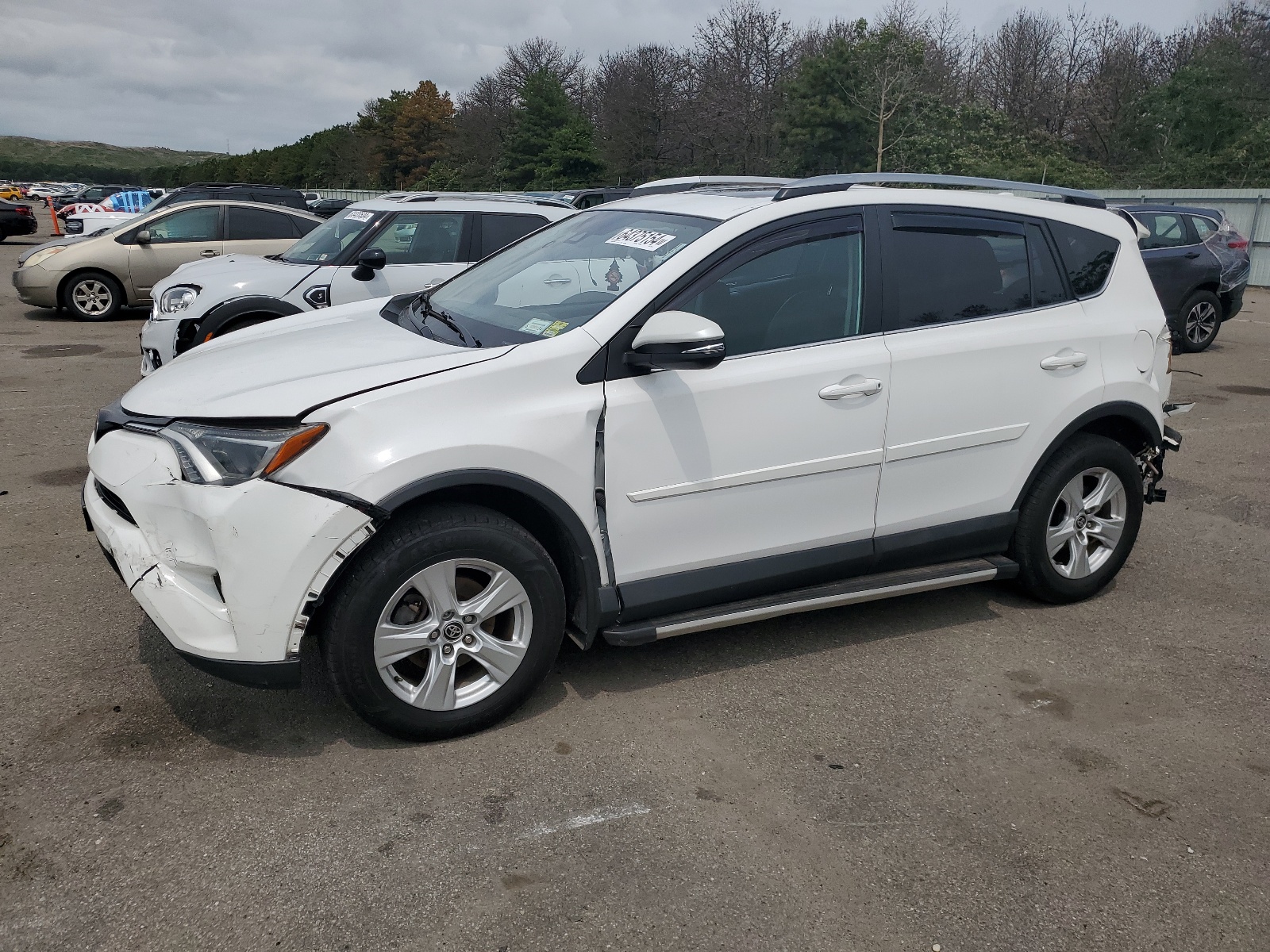 2017 Toyota Rav4 Xle vin: 2T3RFREV4HW561162