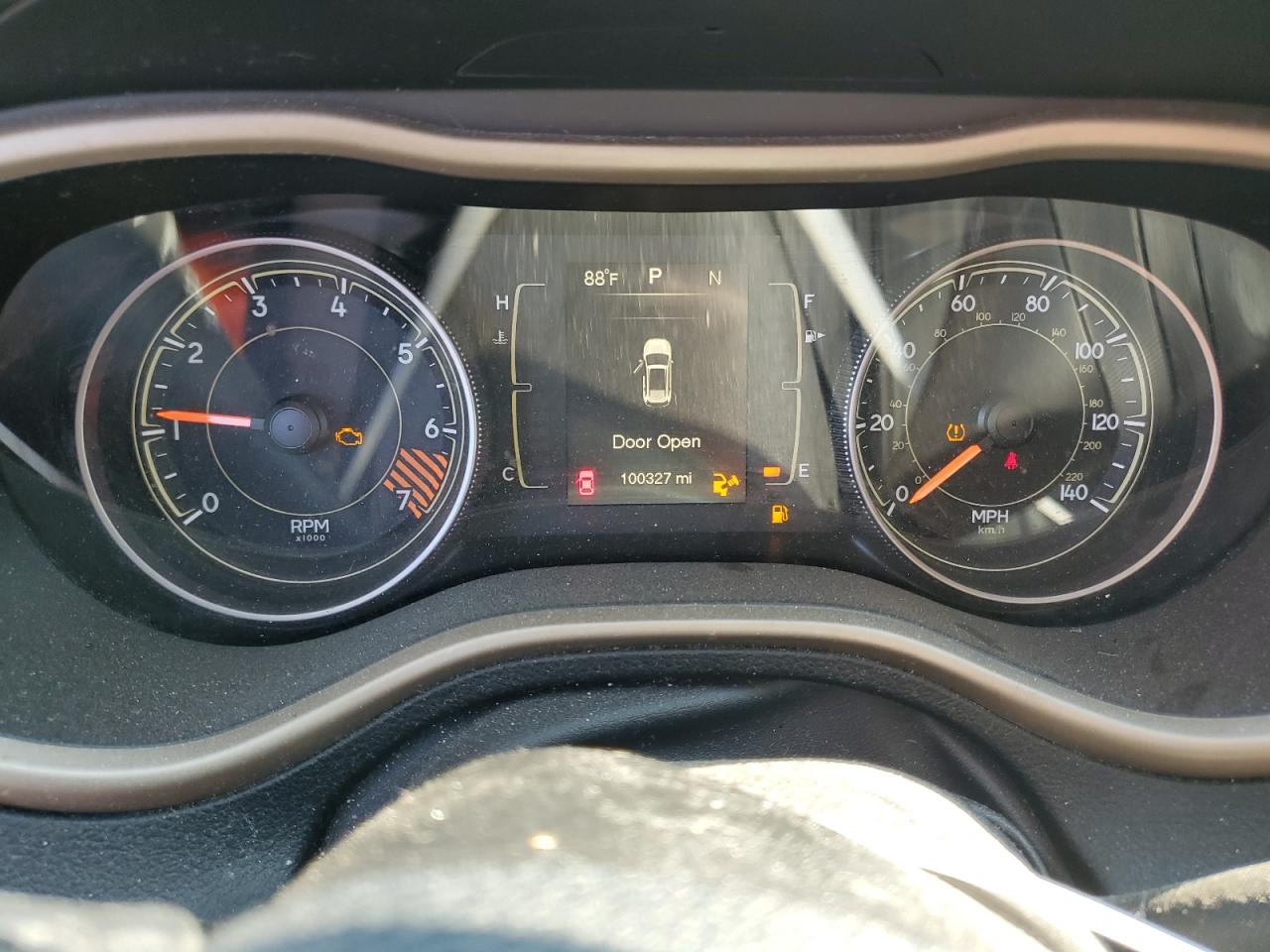 2015 Jeep Cherokee Latitude VIN: 1C4PJLCB5FW781548 Lot: 62869864