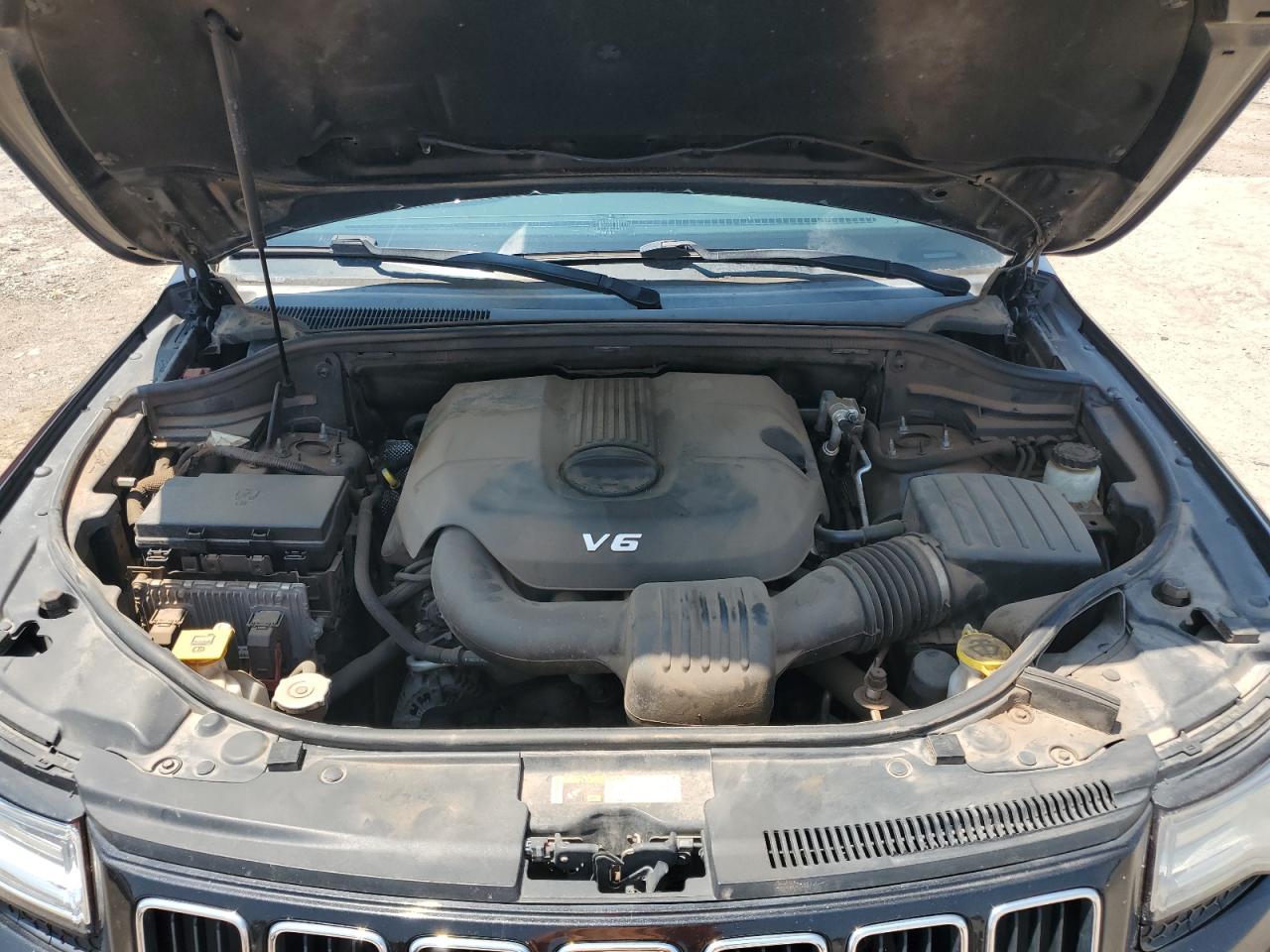 2014 Jeep Grand Cherokee Limited VIN: 1C4RJEBG3EC273998 Lot: 63397004