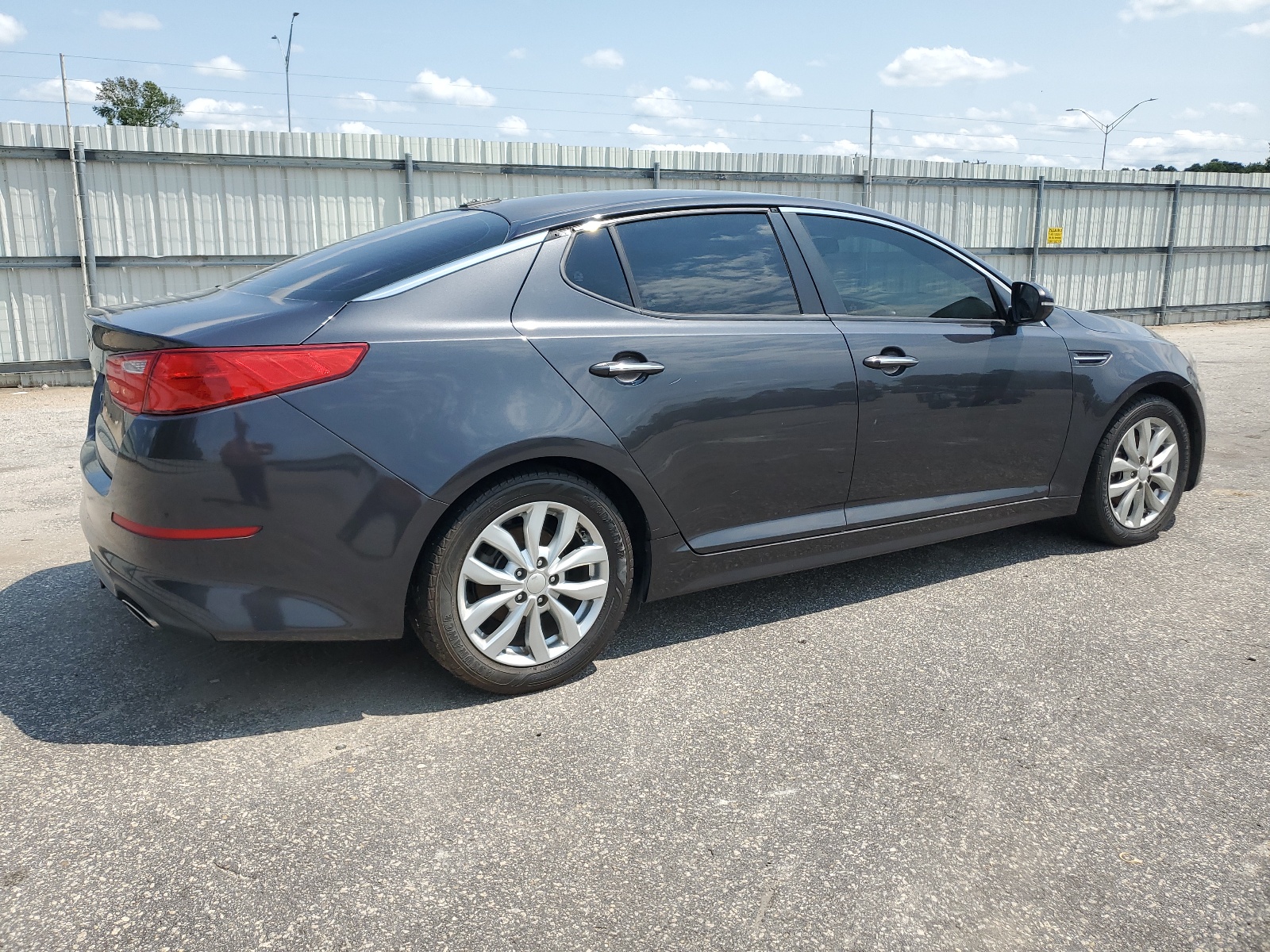 2015 Kia Optima Lx vin: 5XXGM4A78FG475330