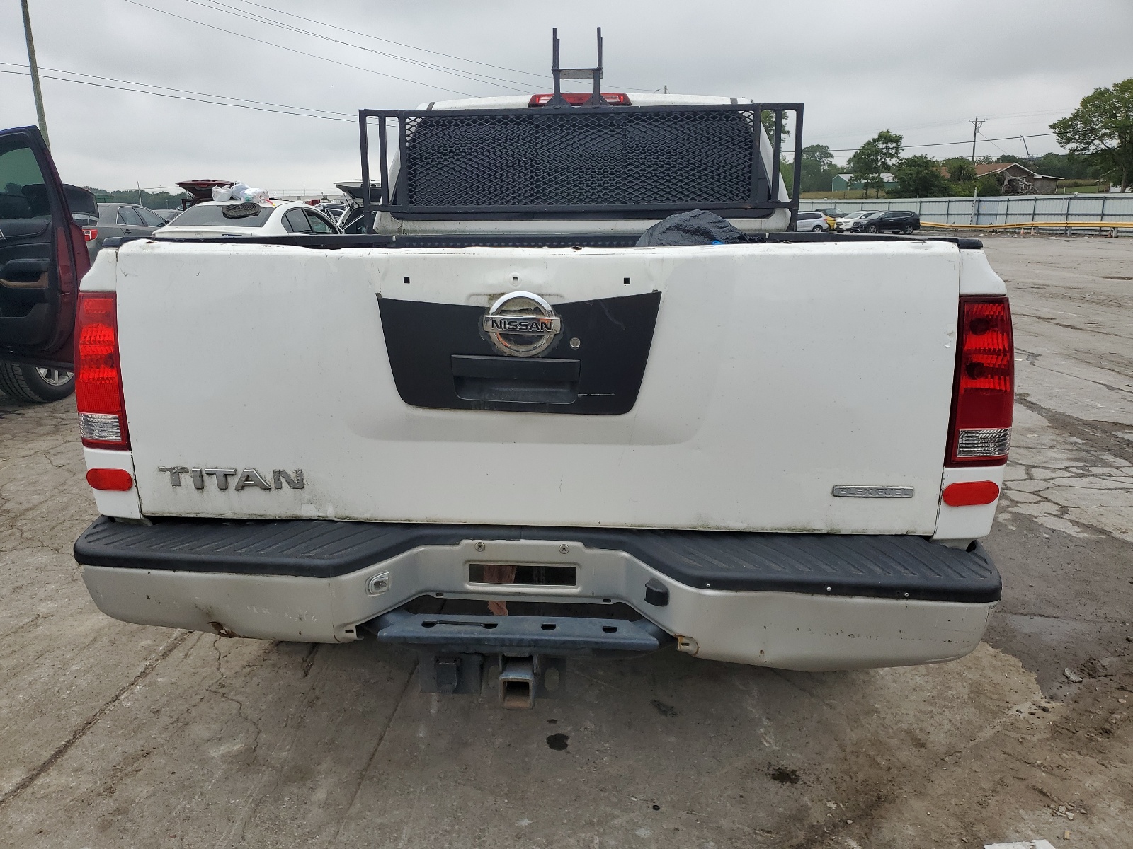 1N6BA0CH5CN330633 2012 Nissan Titan S