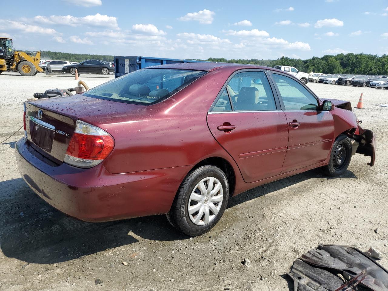 2005 Toyota Camry Le VIN: 4T1BE30KX5U047755 Lot: 61731764