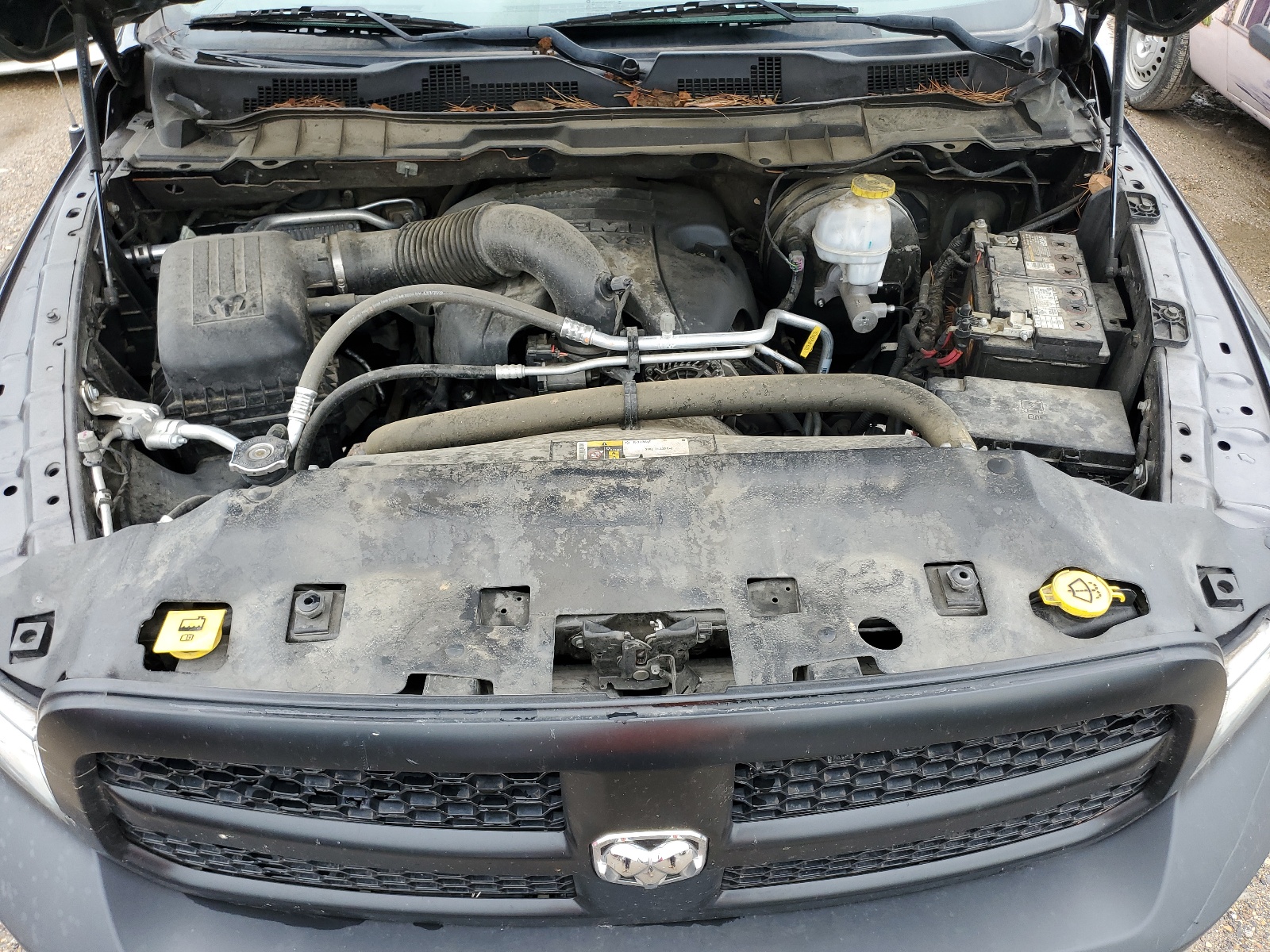 1C6RR6FT2JS322606 2018 Ram 1500 St