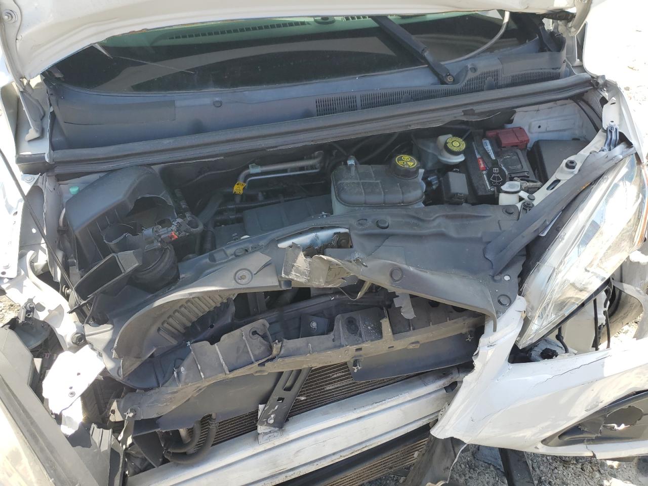 2015 Chevrolet Trax Ls VIN: KL7CJKSB0FB096307 Lot: 61831314