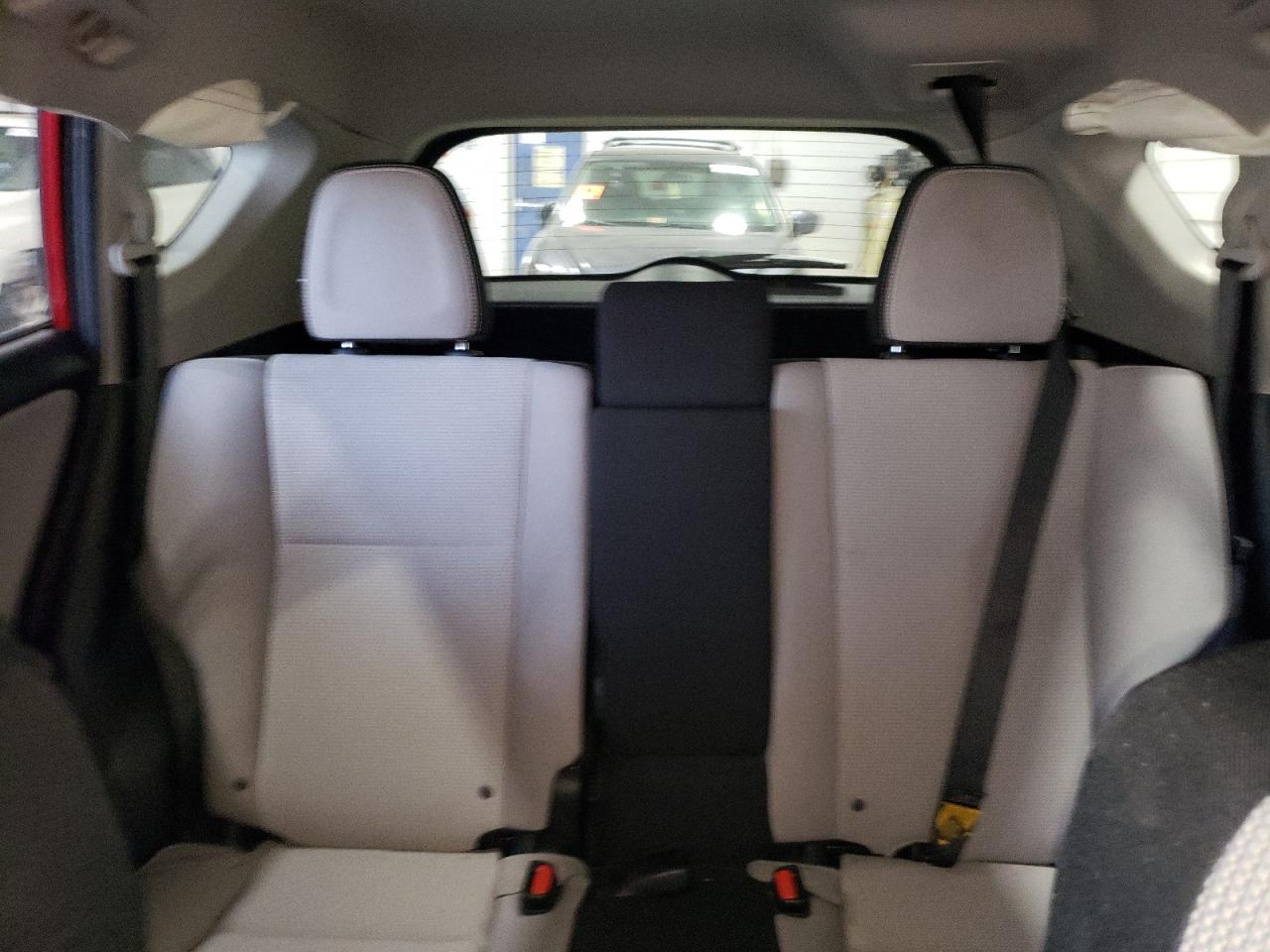 2017 Toyota Rav4 Xle VIN: JTMRFREV4HJ138774 Lot: 65317104