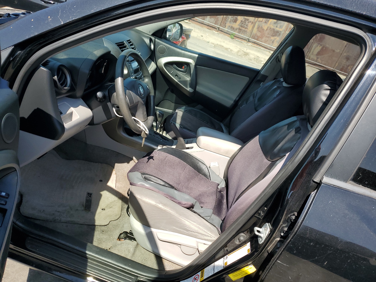 JTMBF33VX9D008838 2009 Toyota Rav4