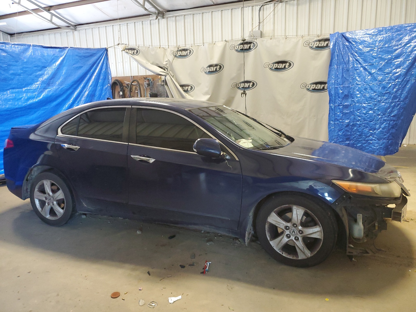 Фото: JH4CU2F65AC020056