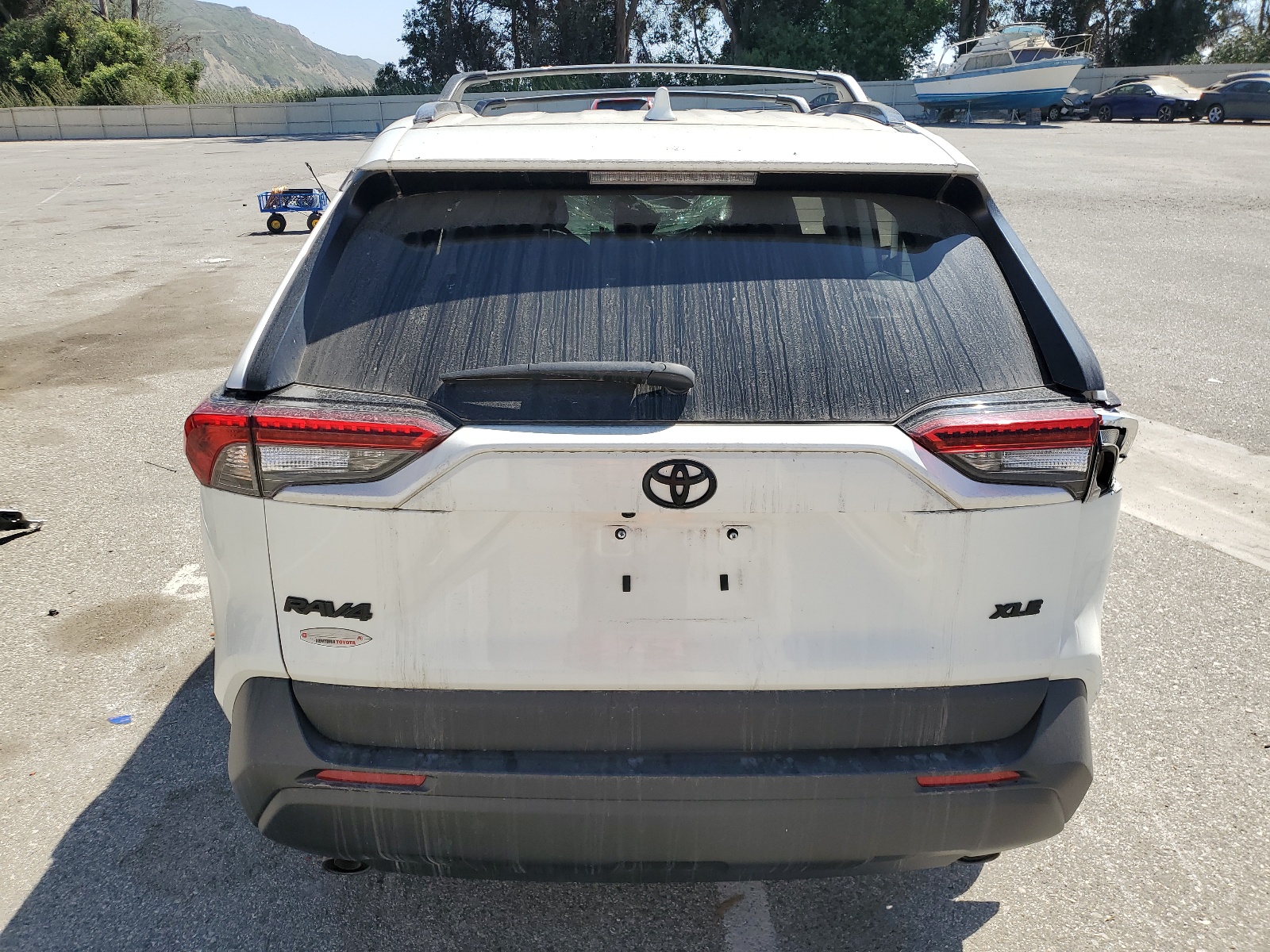 2T3C1RFV5NW228659 2022 Toyota Rav4 Xle Premium