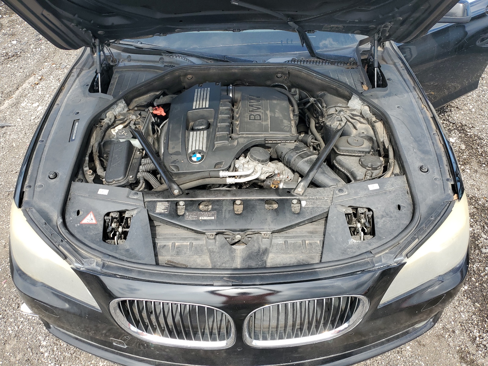 WBAKB4C57CC575648 2012 BMW 740 Li