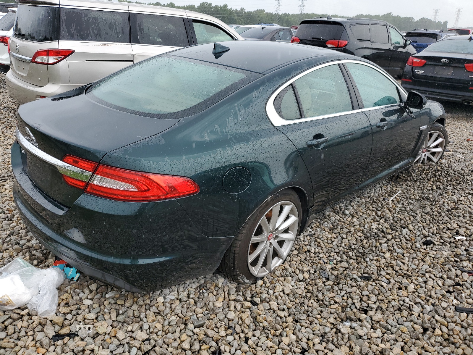 2015 Jaguar Xf 2.0T Premium vin: SAJWA0FS7FPU56109