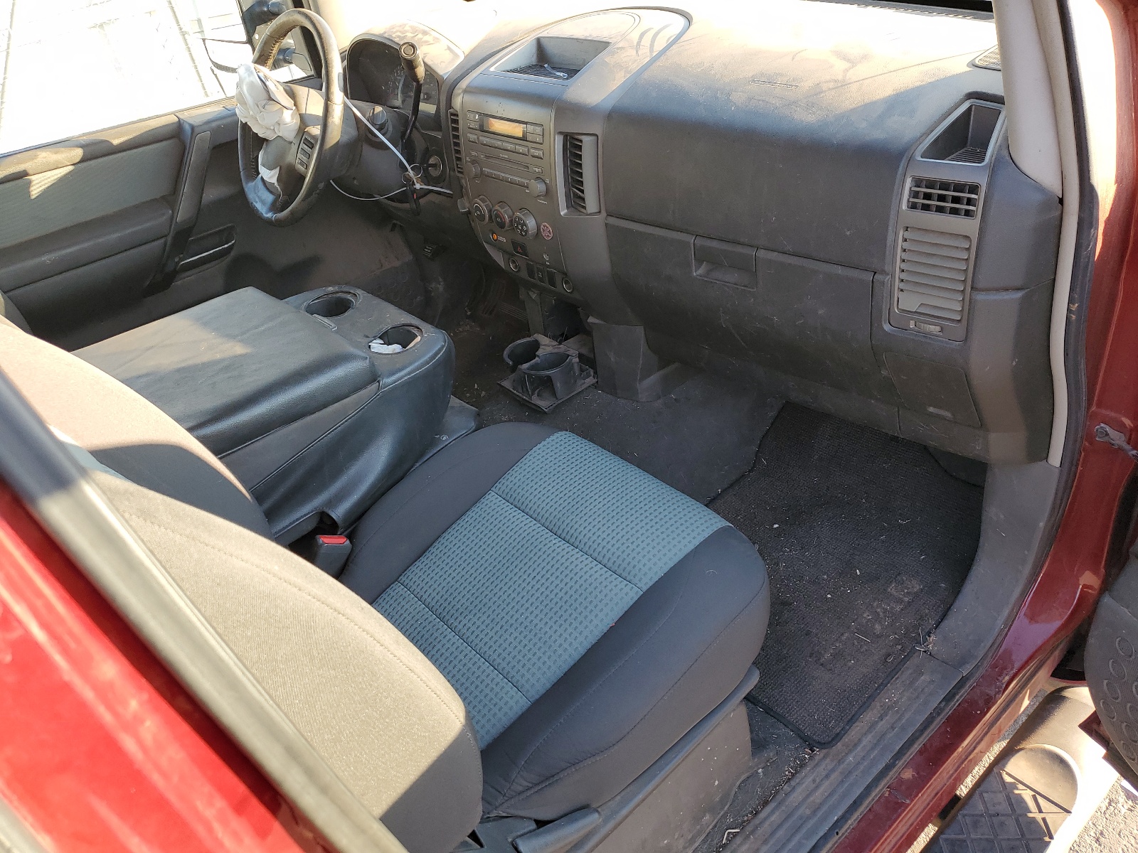 1N6AA06B35N506682 2005 Nissan Titan Xe