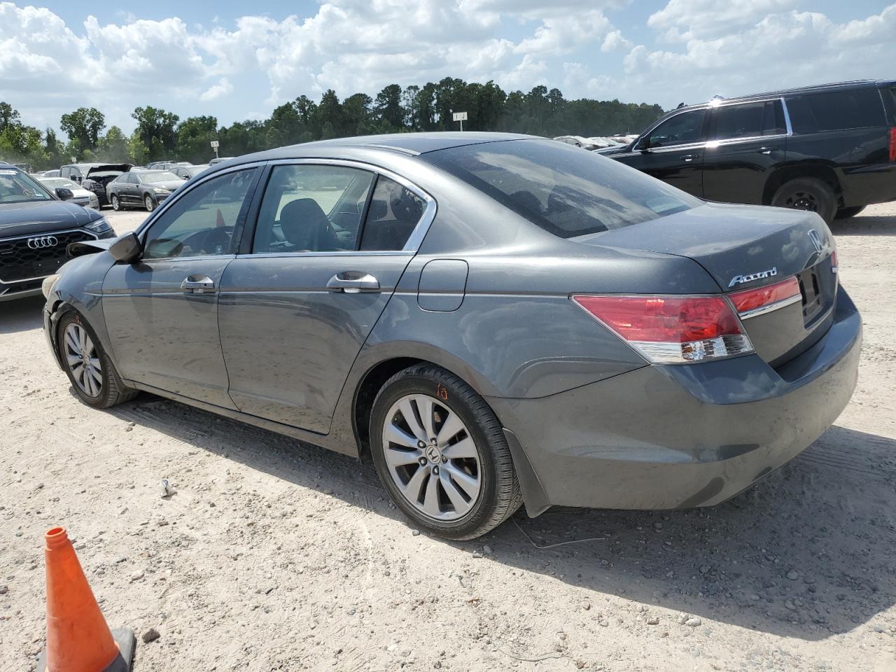 1HGCP2F77BA063605 2011 Honda Accord Ex