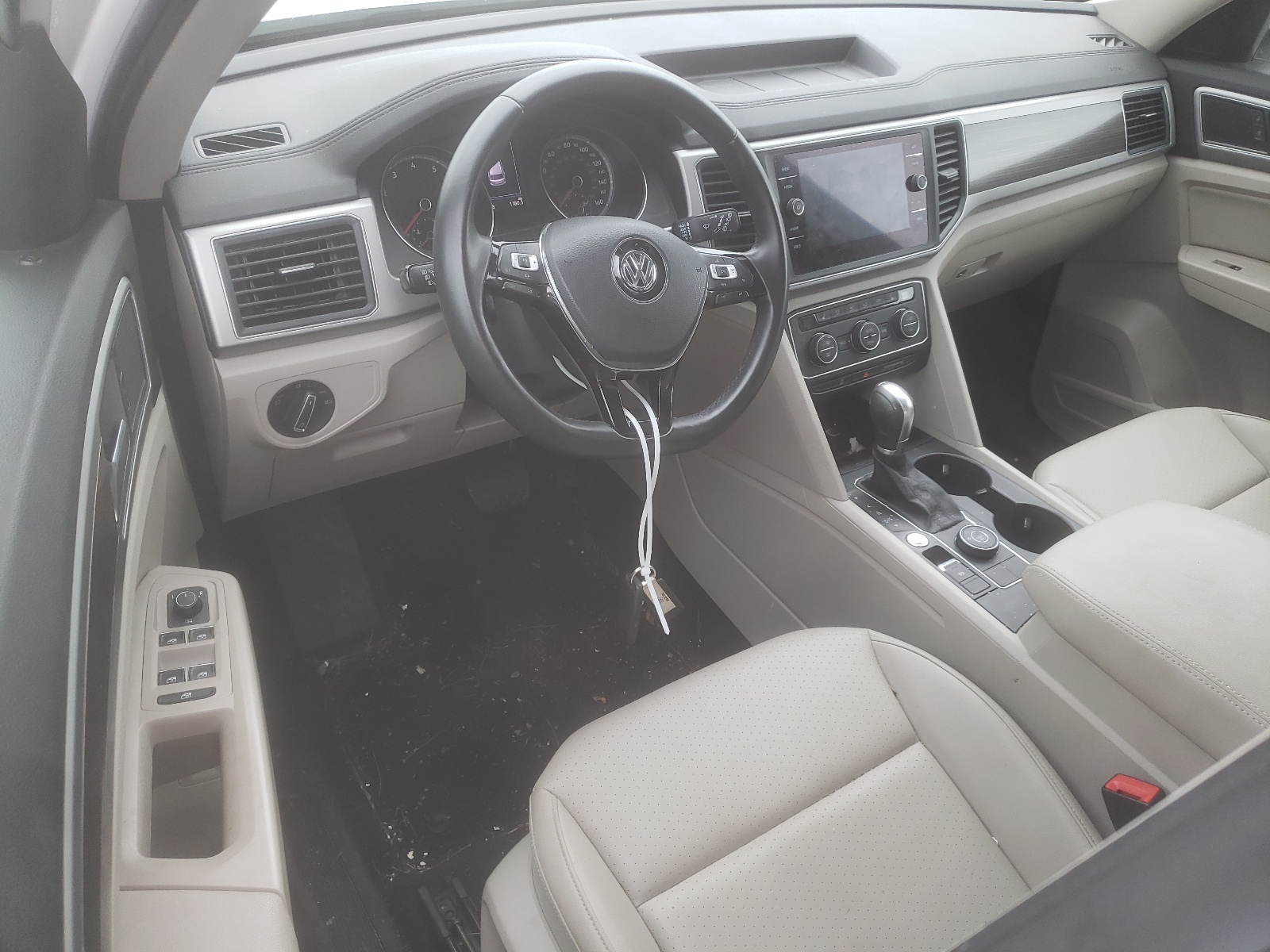 1V2UR2CA1KC610528 2019 Volkswagen Atlas Se