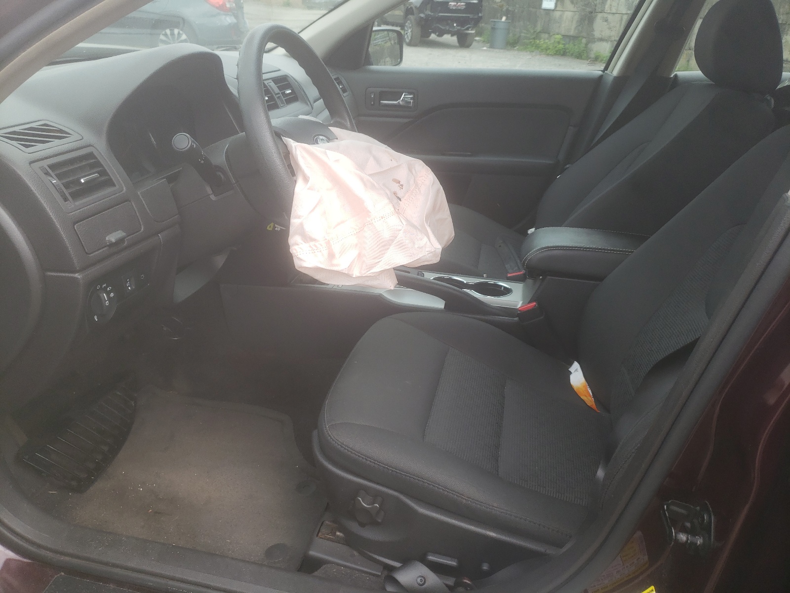 3FAHP0HA8BR216943 2011 Ford Fusion Se