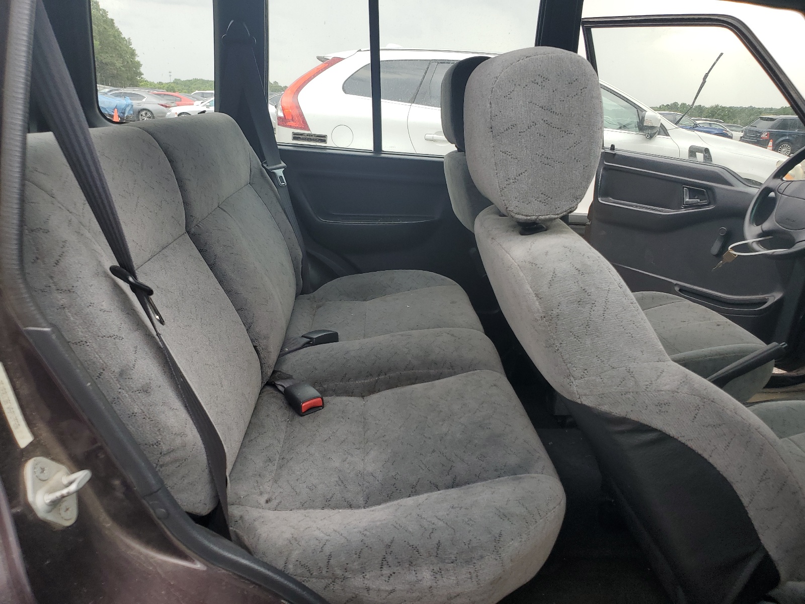 2CNBE1367W6919926 1998 Chevrolet Tracker