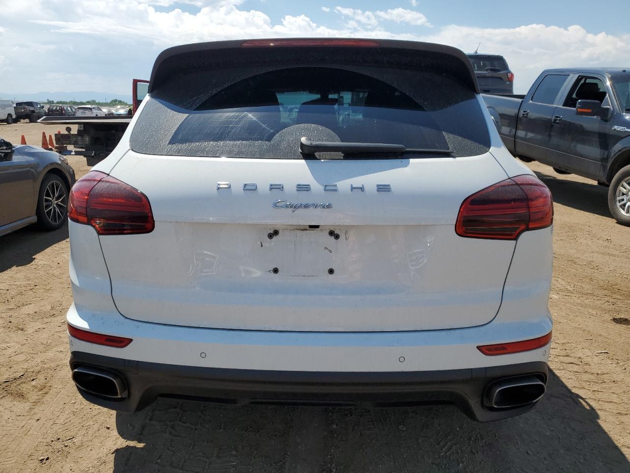 WP1AA2A23GKA36338 2016 Porsche Cayenne