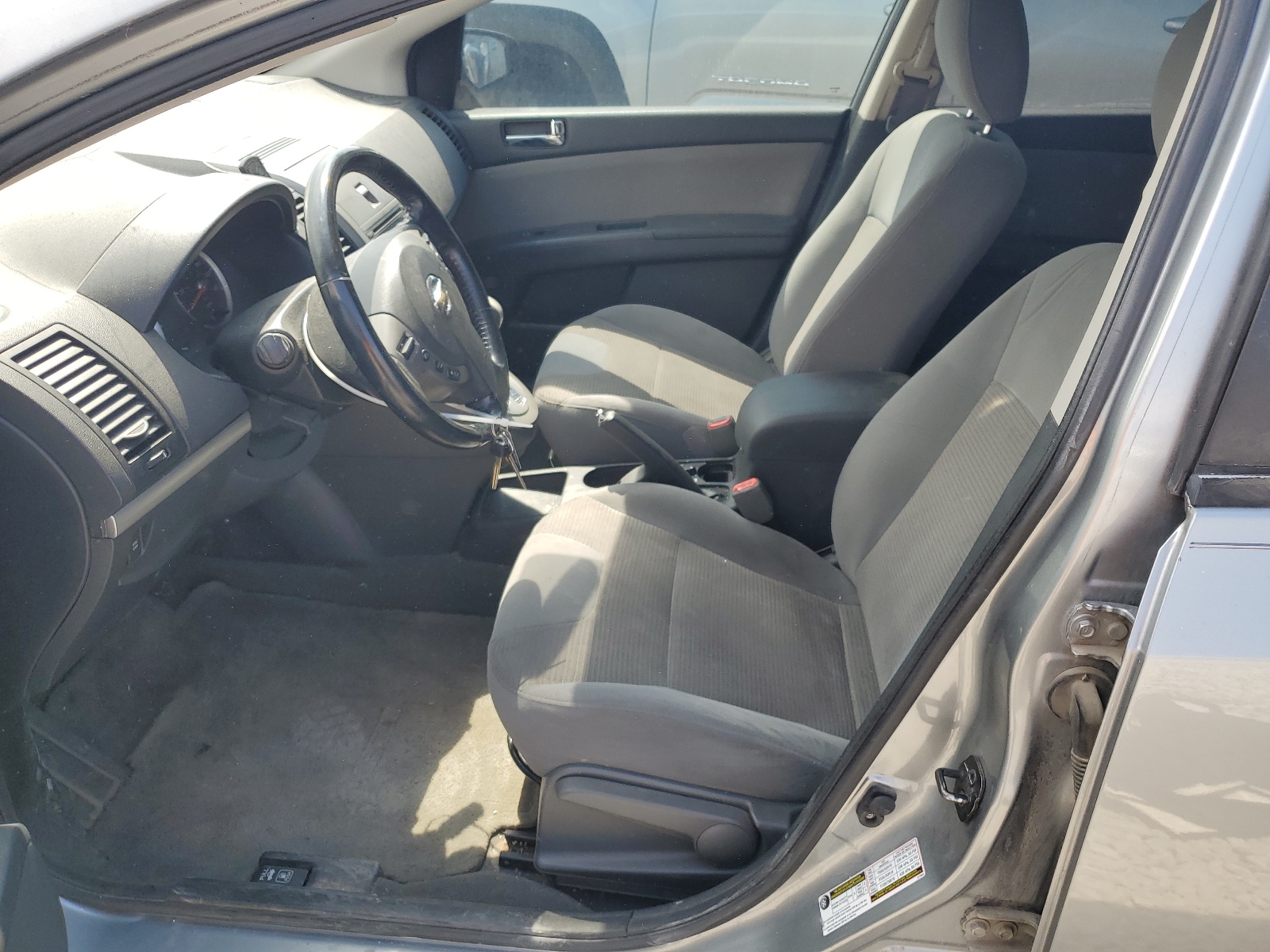 3N1AB6APXAL633691 2010 Nissan Sentra 2.0