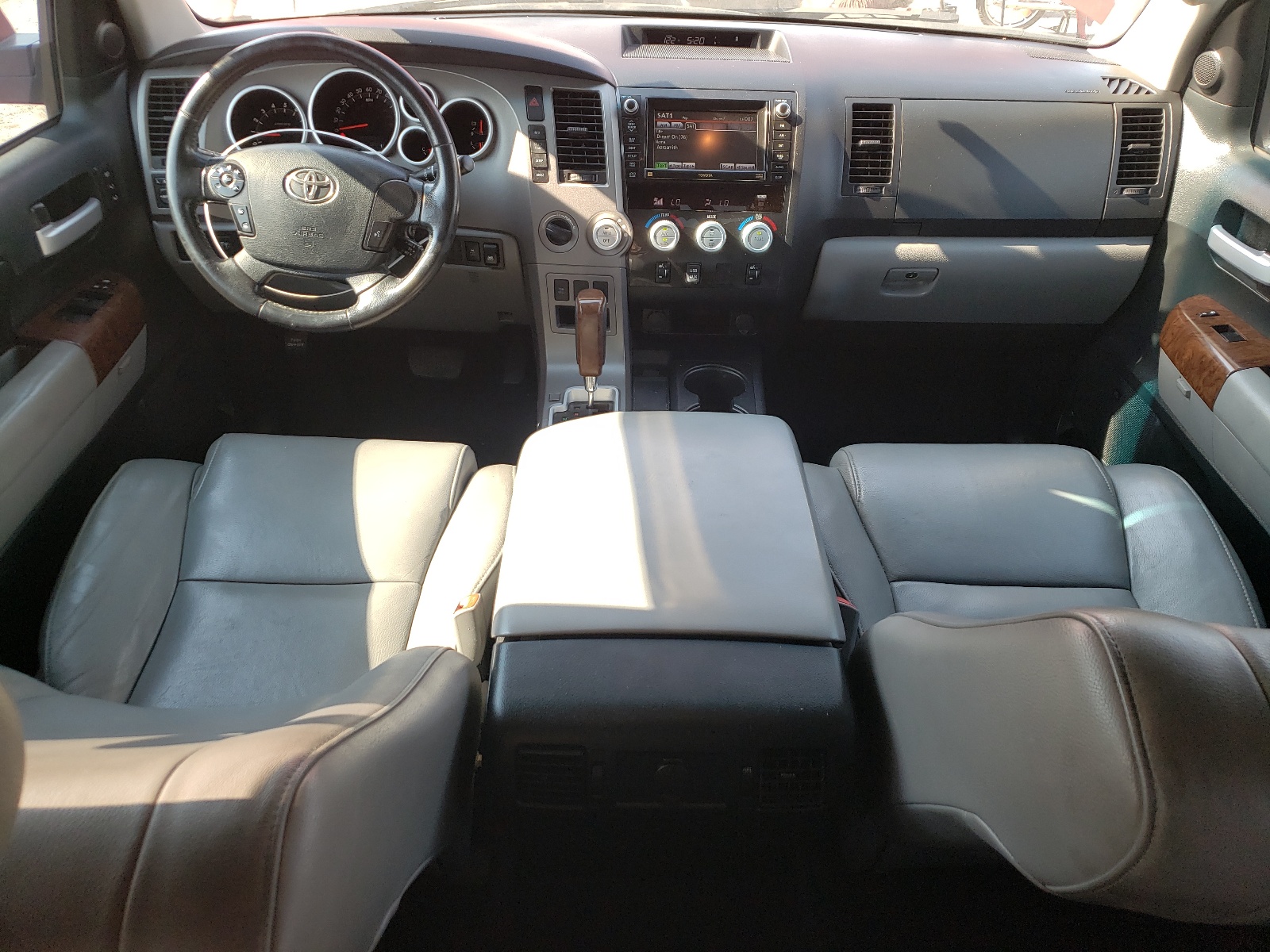 5TFHY5F1XCX230035 2012 Toyota Tundra Crewmax Limited