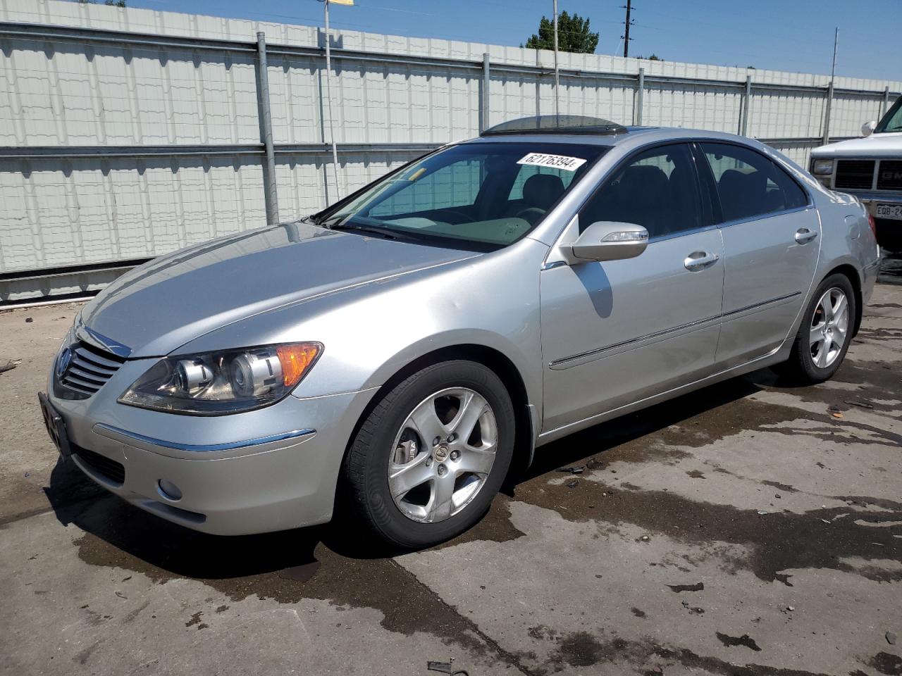 2005 Acura Rl VIN: JH4KB165X5C017761 Lot: 62176394