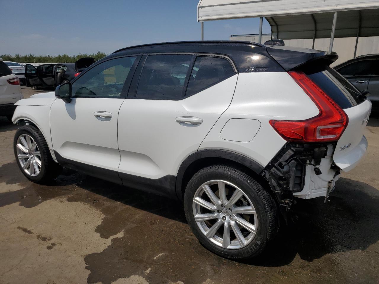 YV4ED3UM9P2985810 Volvo XC40 RECHA 2