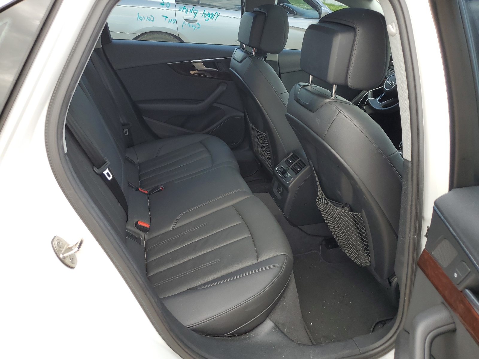 WAUGMAF42KN008204 2019 Audi A4 Premium