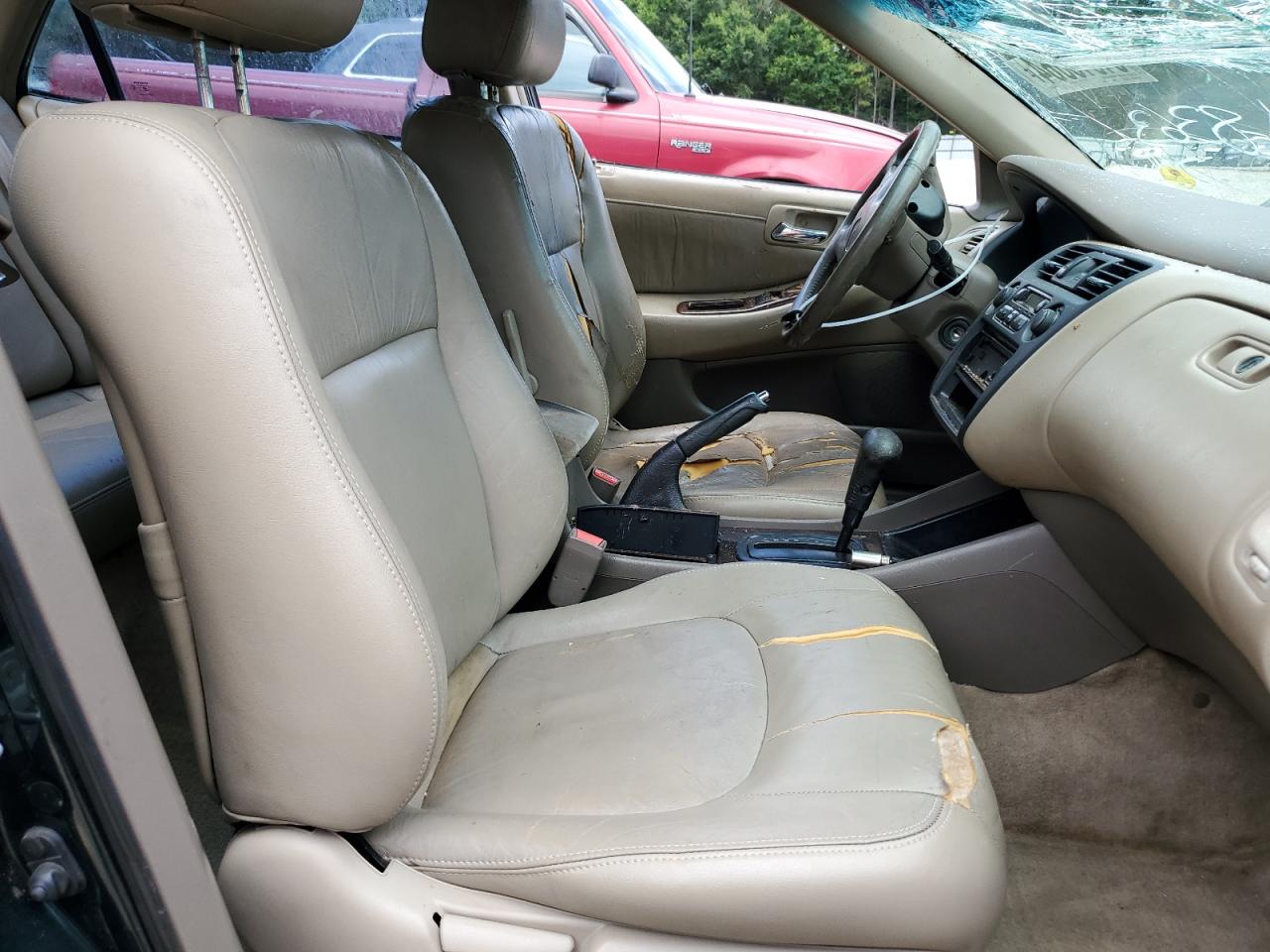 1999 Honda Accord Ex VIN: 1HGCG165XXA028363 Lot: 64516064