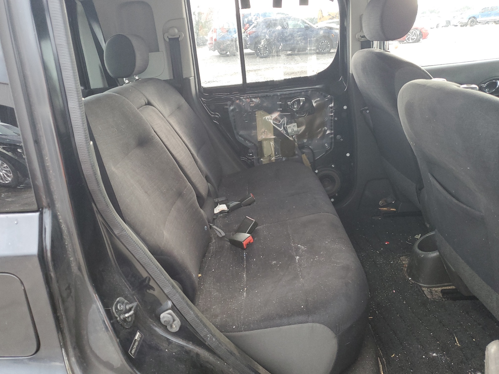 JN8AZ2KR6AT152127 2010 Nissan Cube Base