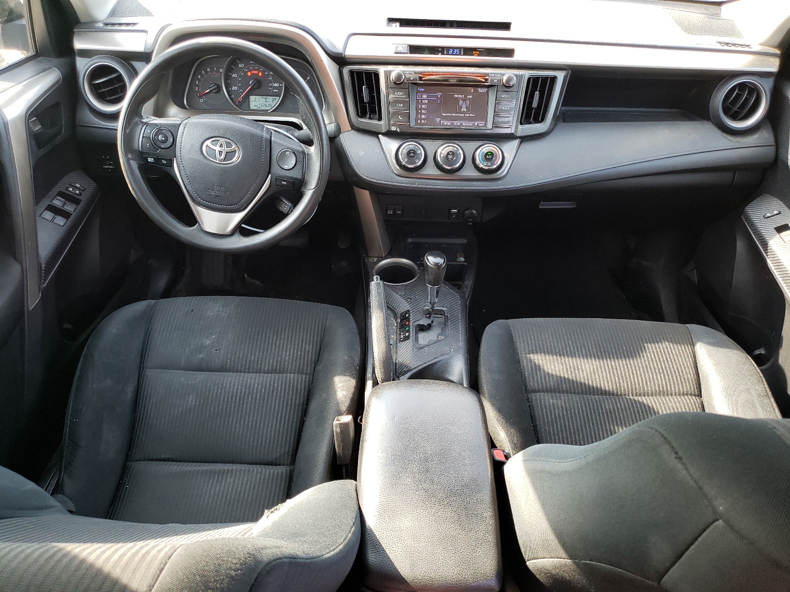 2T3BFREV8FW299290 2015 Toyota Rav4 Le