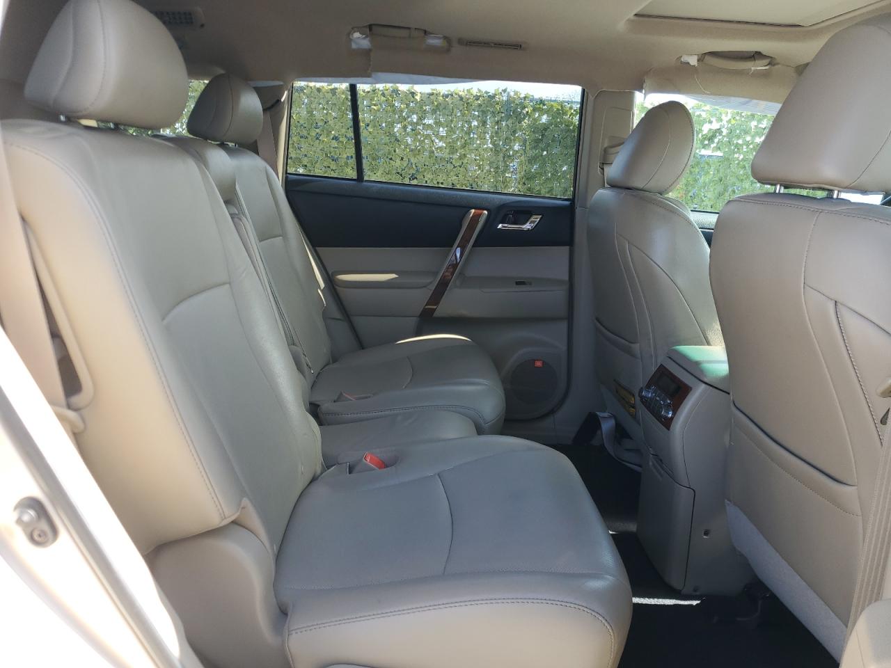 2011 Toyota Highlander Limited VIN: 5TDYK3EHXBS033407 Lot: 63924864