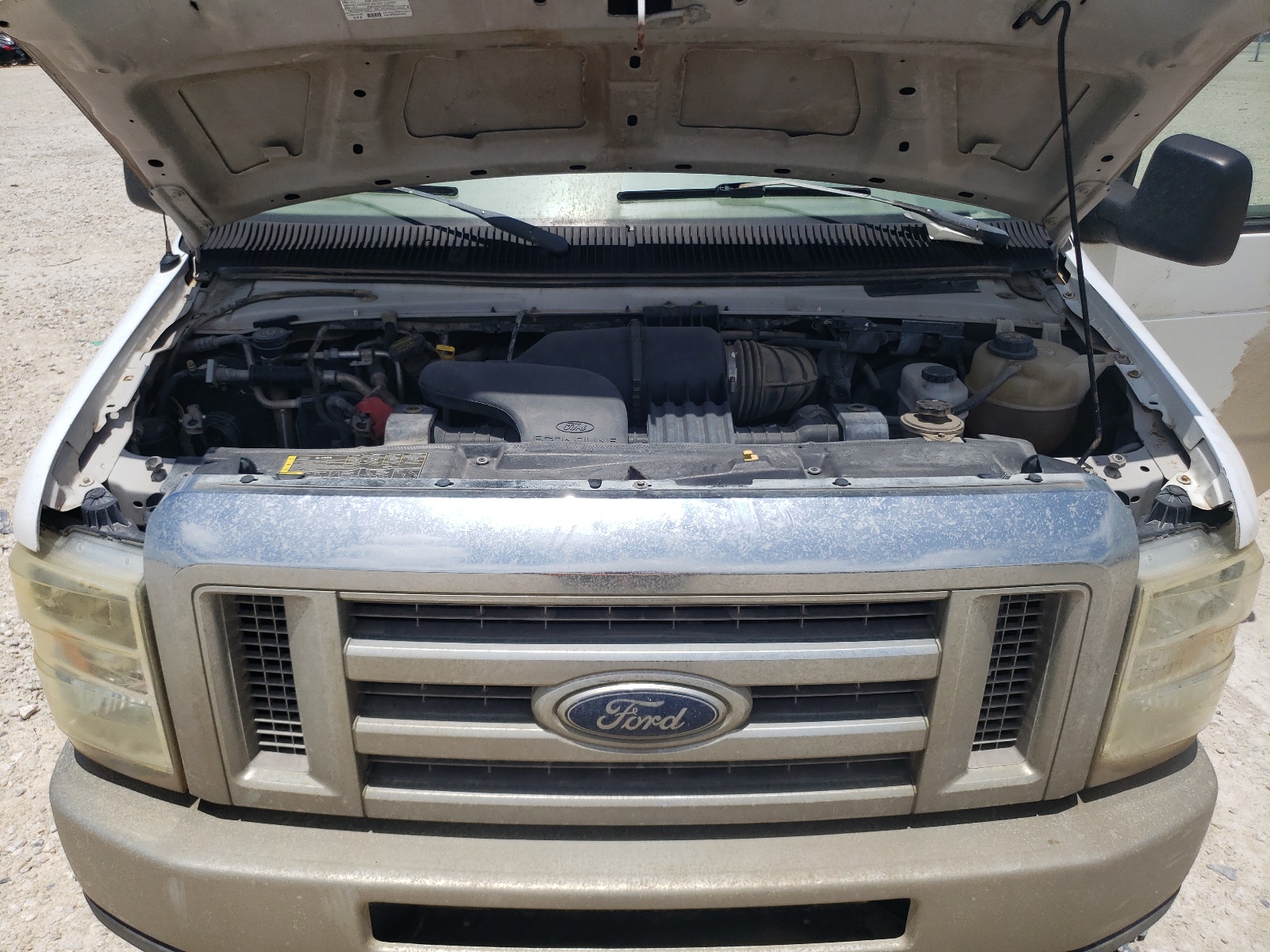 1FBSS3BL9BDA11607 2011 Ford Econoline E350 Super Duty Wagon