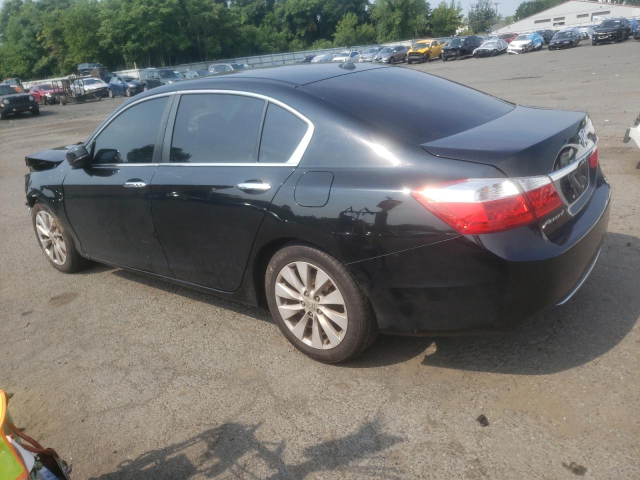 1HGCR2F84FA213761 2015 HONDA ACCORD - Image 2