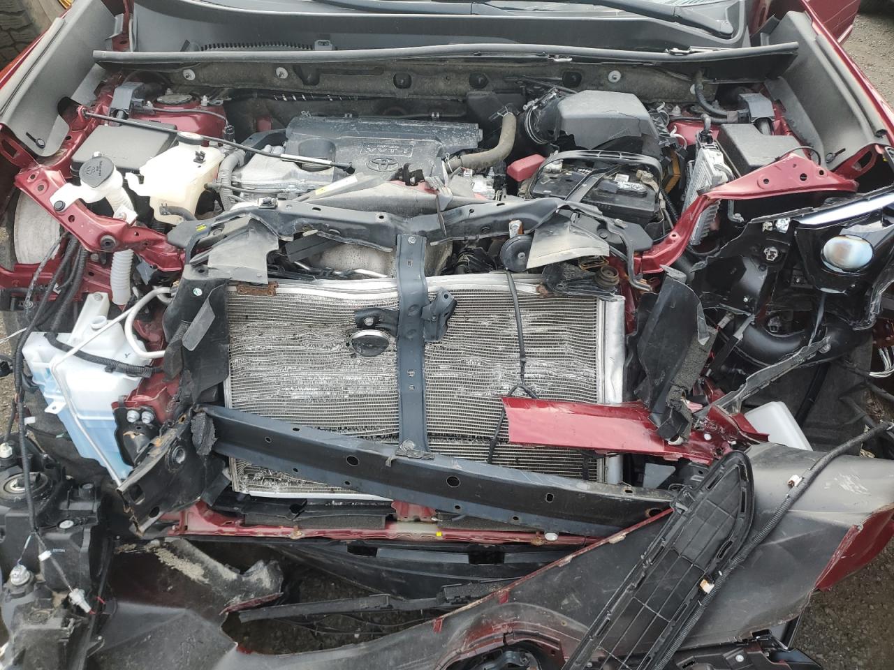 2018 Toyota Rav4 Le VIN: JTMBFREV3JD235969 Lot: 62931754