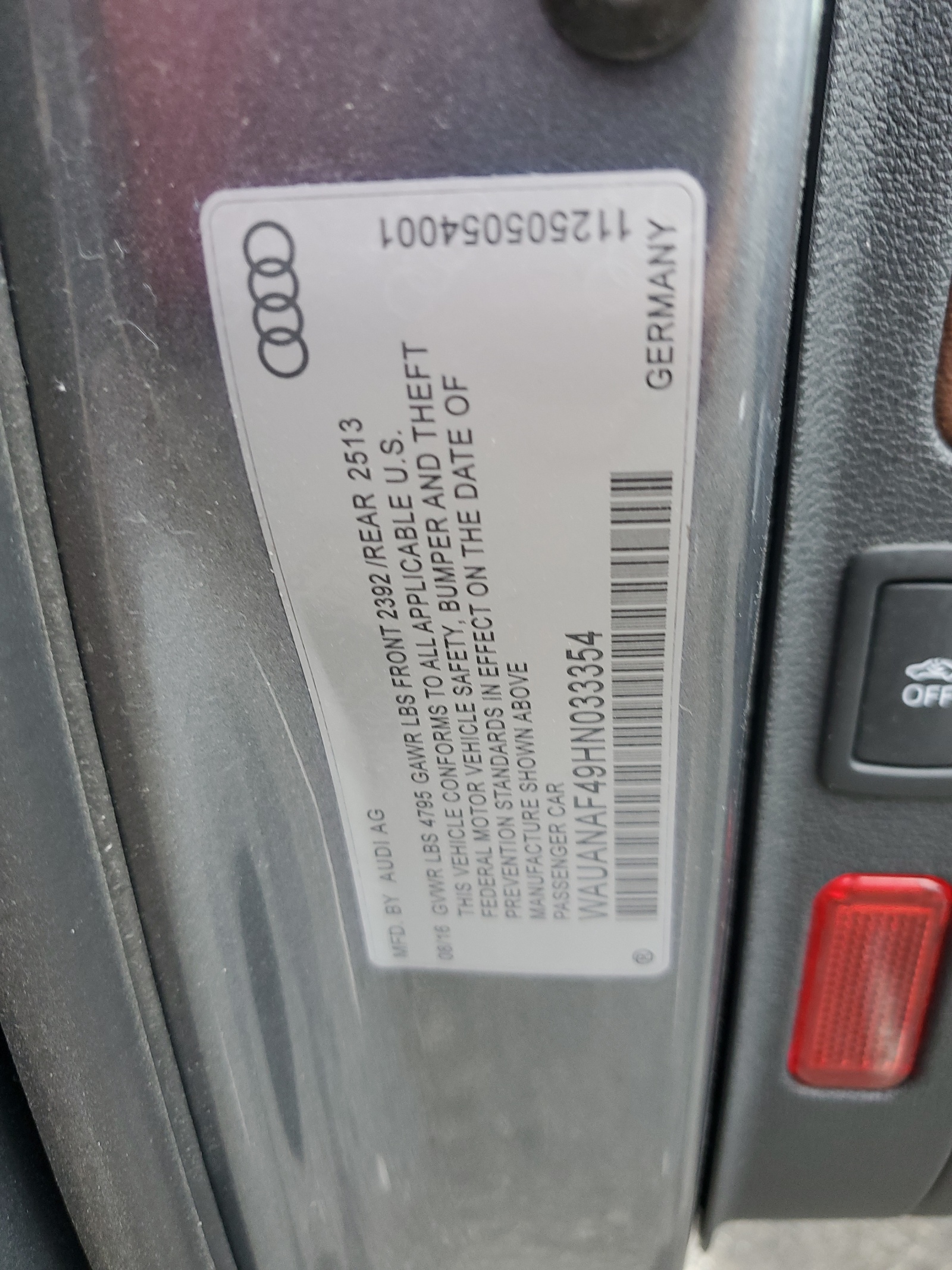 WAUANAF49HN033354 2017 Audi A4 Premium