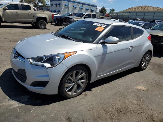  HYUNDAI VELOSTER 2016 Сріблястий