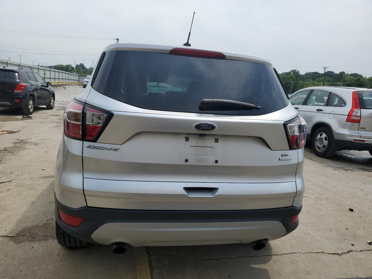 2017 Ford Escape Se VIN: 1FMCU0GD9HUD05894 Lot: 64190724
